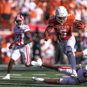 11 Texas vs. #3 Alabama Prediction, CFB Picks & Odds: Sat, 9/9 on