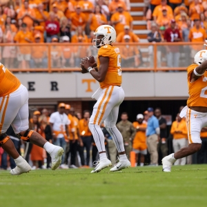 Tennessee Vols football vs Kentucky betting odds, opening point spread