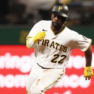 Blue Jays vs. Pirates prediction, betting odds for MLB on Friday