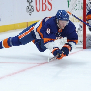 Islanders vs Devils Picks, Predictions, and Odds Tonight - NHL