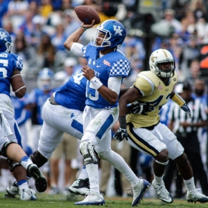 Kentucky Wildcats quarterback Stephen Johnson