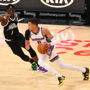 Dallas Mavericks vs Sacramento Kings Prediction, 4/26/2021 ...