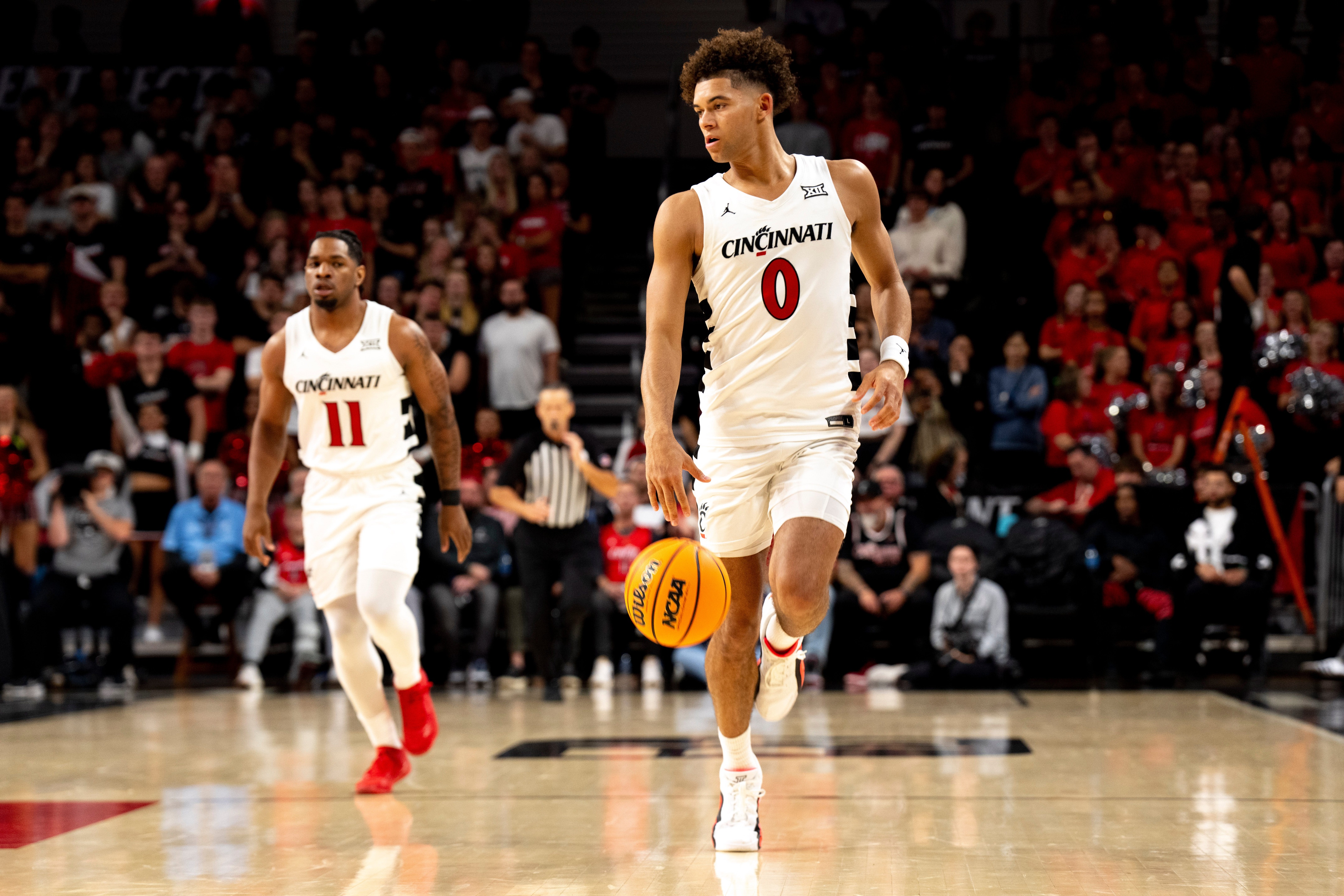 college basketball picks Dan Skillings Cincinnati Bearcats predictions best bet odds