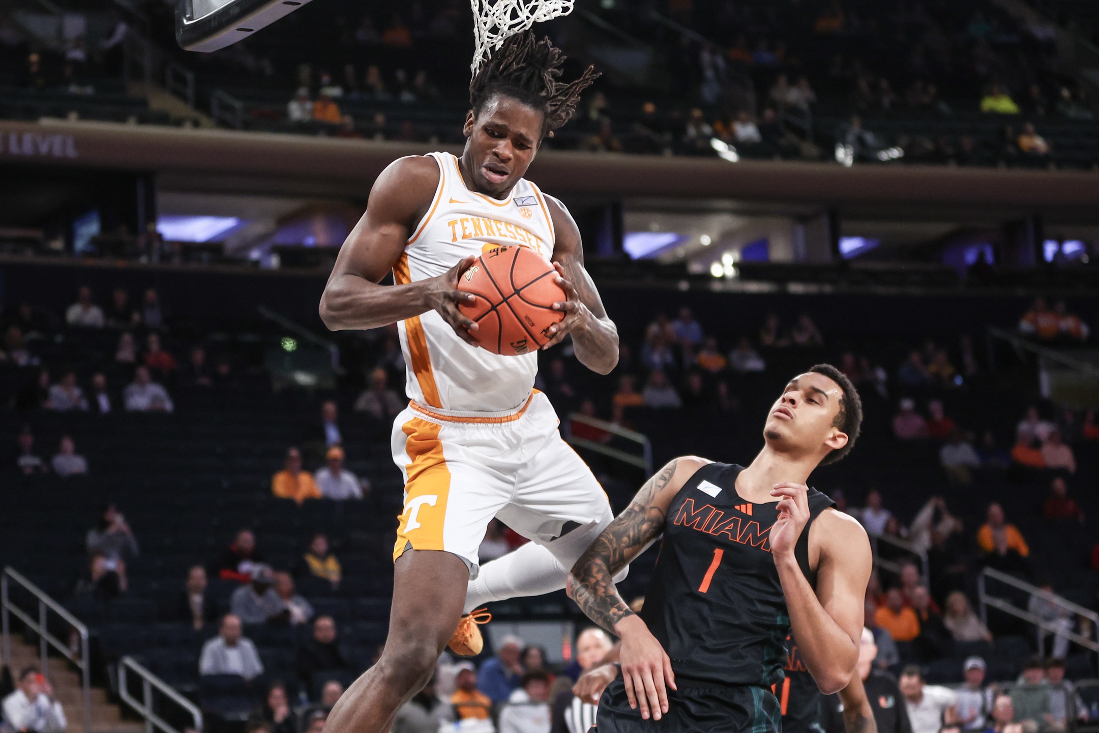 college basketball picks Felix Okpara Tennessee Volunteers predictions best bet odds