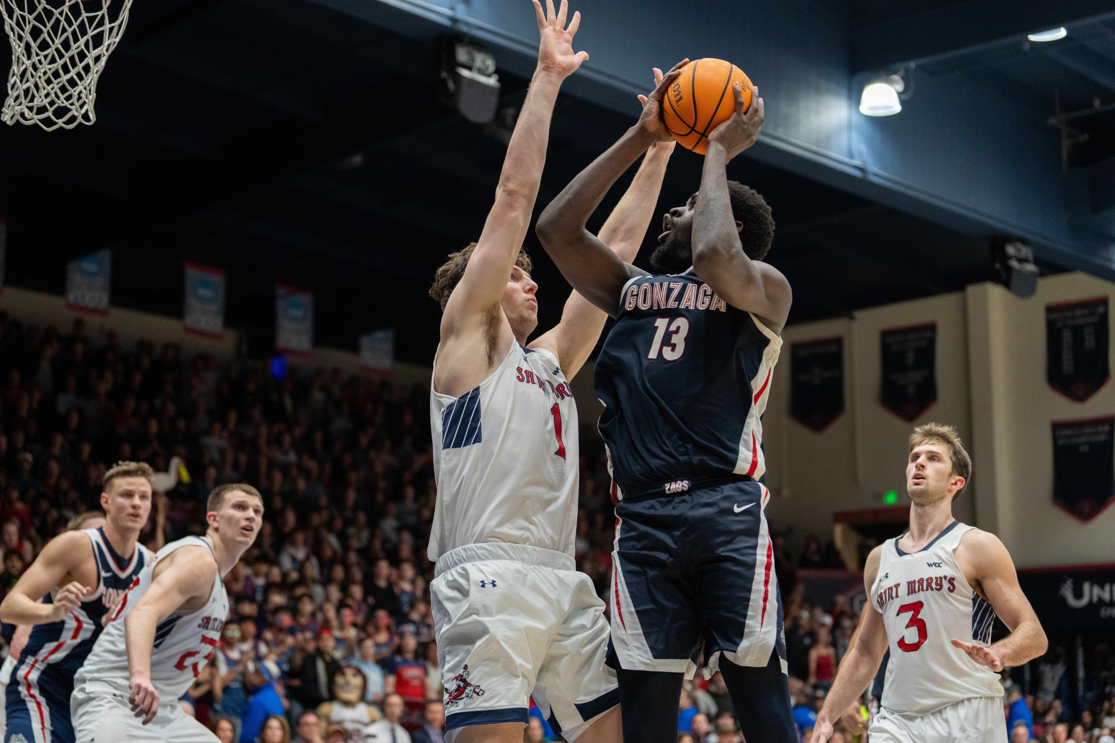 college basketball picks Graham Ike Gonzaga Bulldogs predictions best bet odds