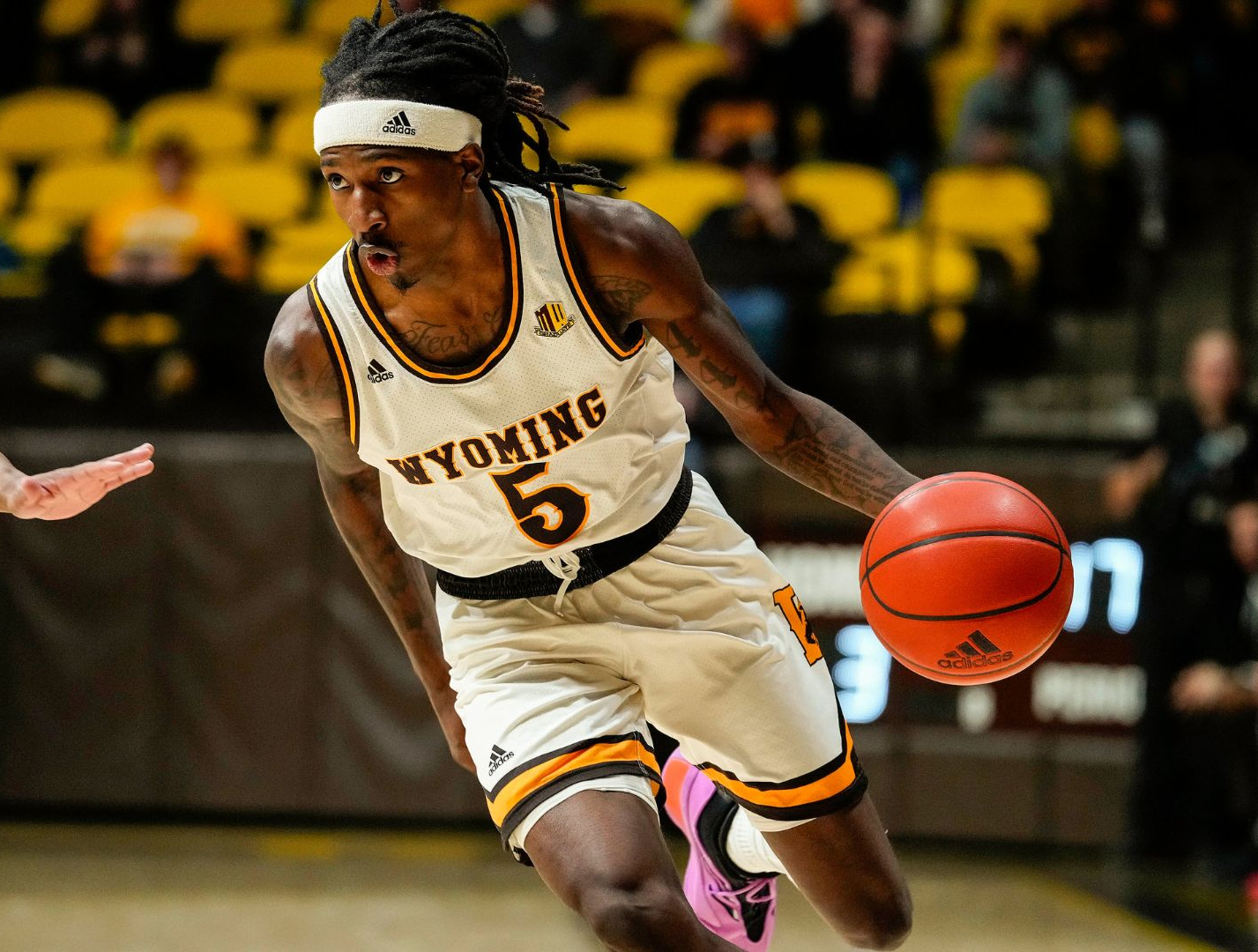 college basketball picks Obi Agbim Wyoming Cowboys predictions best bet odds