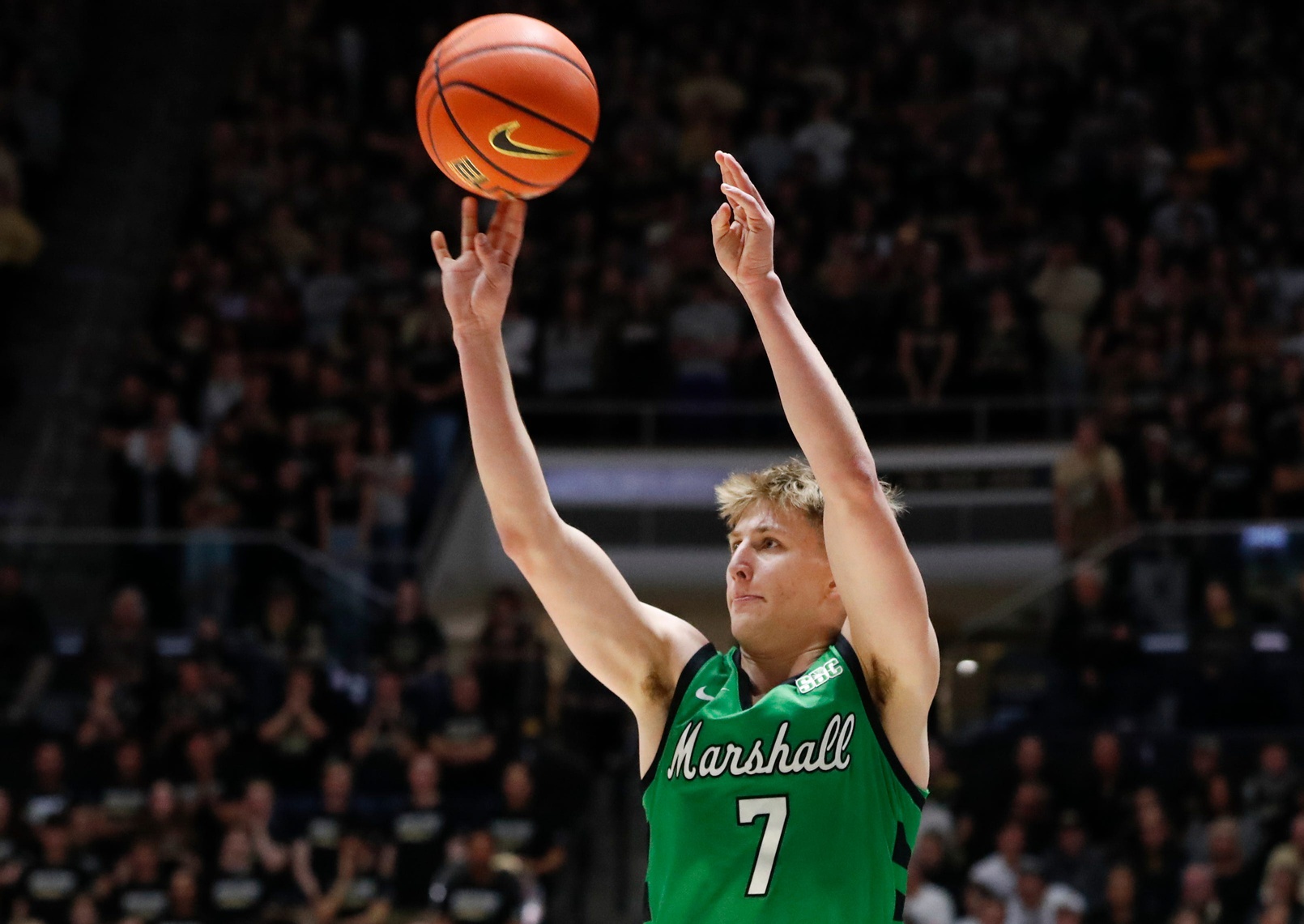 college basketball picks Ryan Nutter Marshall Thundering Herd predictions best bet odds