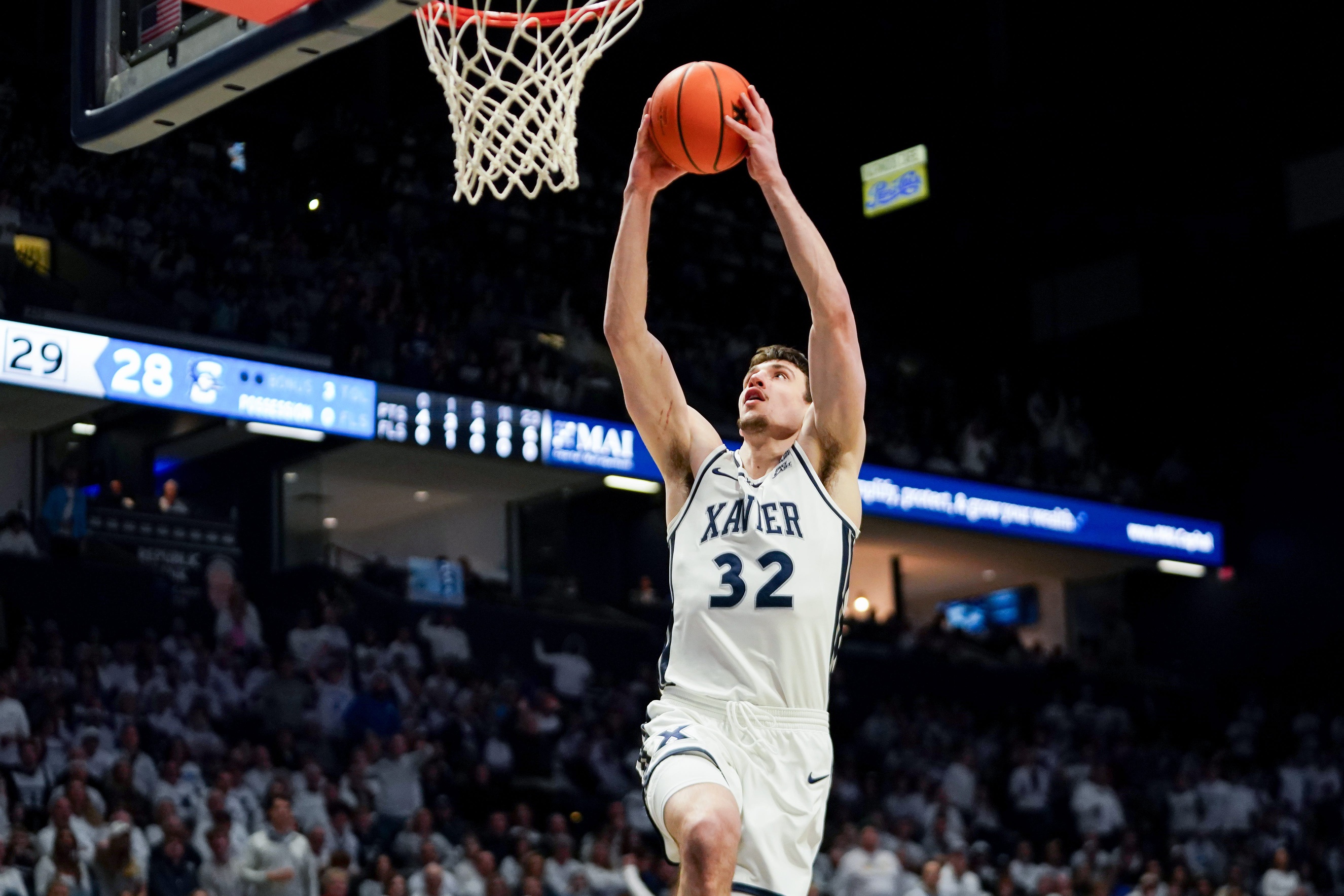 college basketball picks Zach Freemantle Xavier Musketeers predictions best bet odds