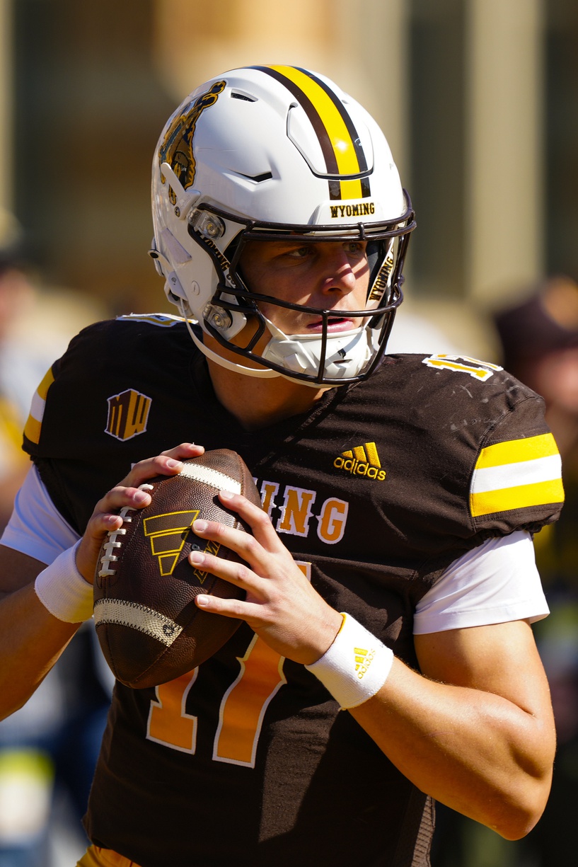 college football picks Evan Svoboda Wyoming Cowboys predictions best bet odds