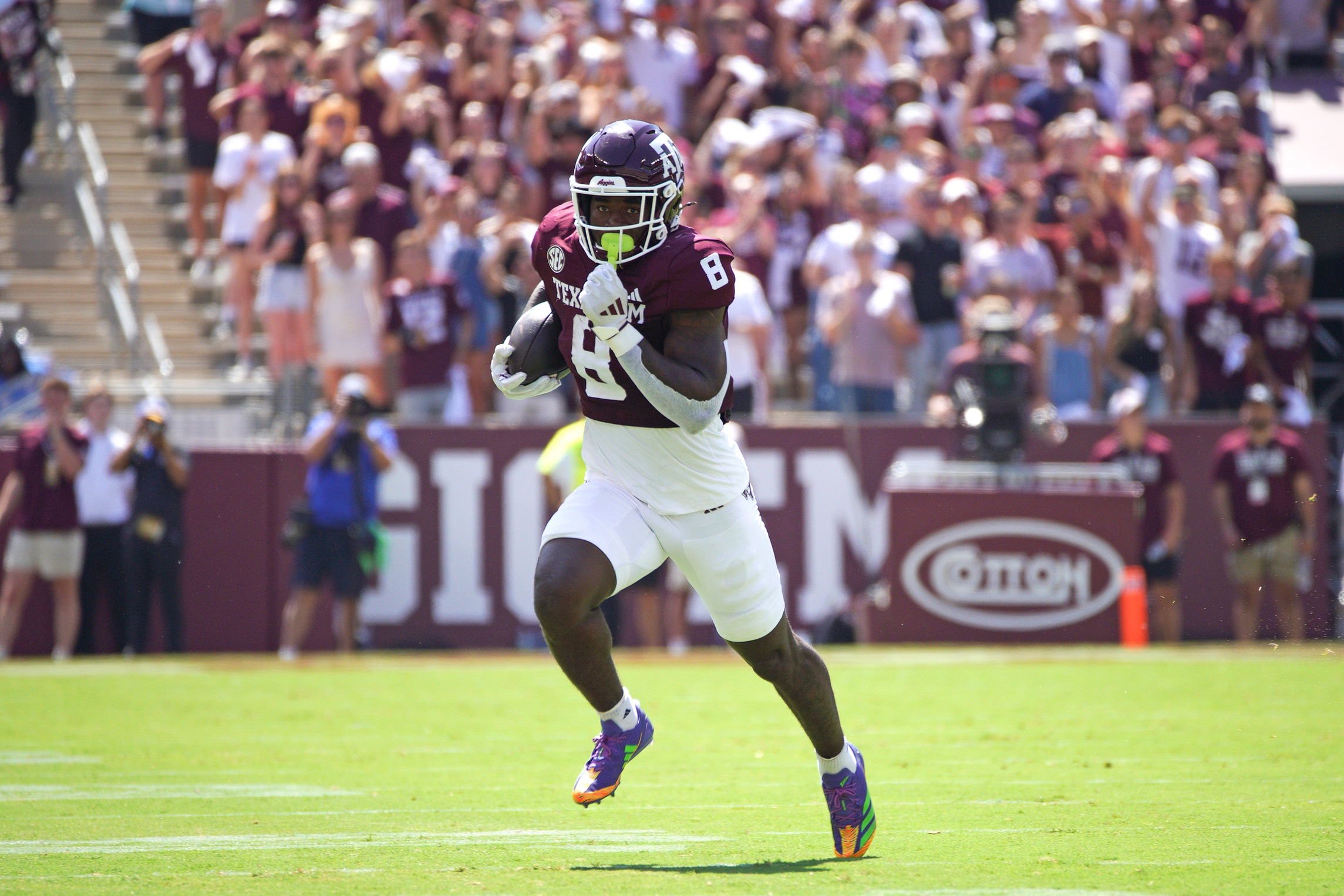 college football picks Le'Veon Moss Texas A&M Aggies predictions best bet odds