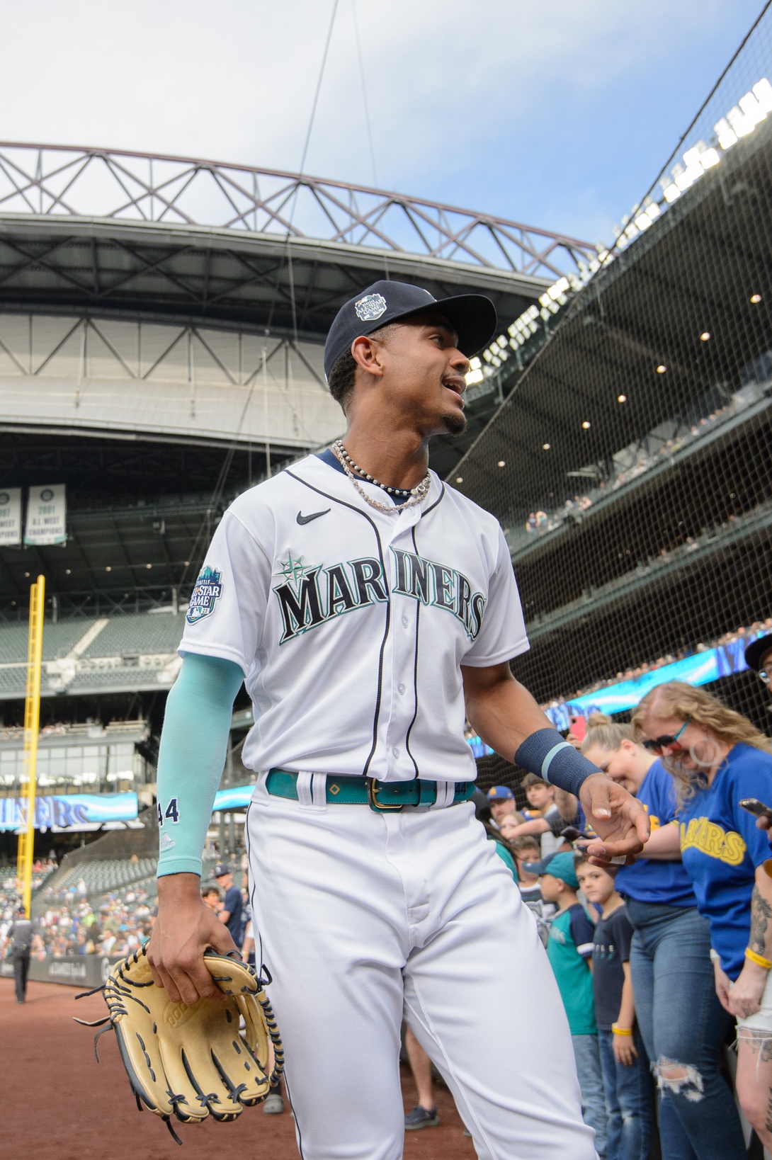 MLB Odds: Astros vs. Mariners prediction, pick, how to watch – 5/5