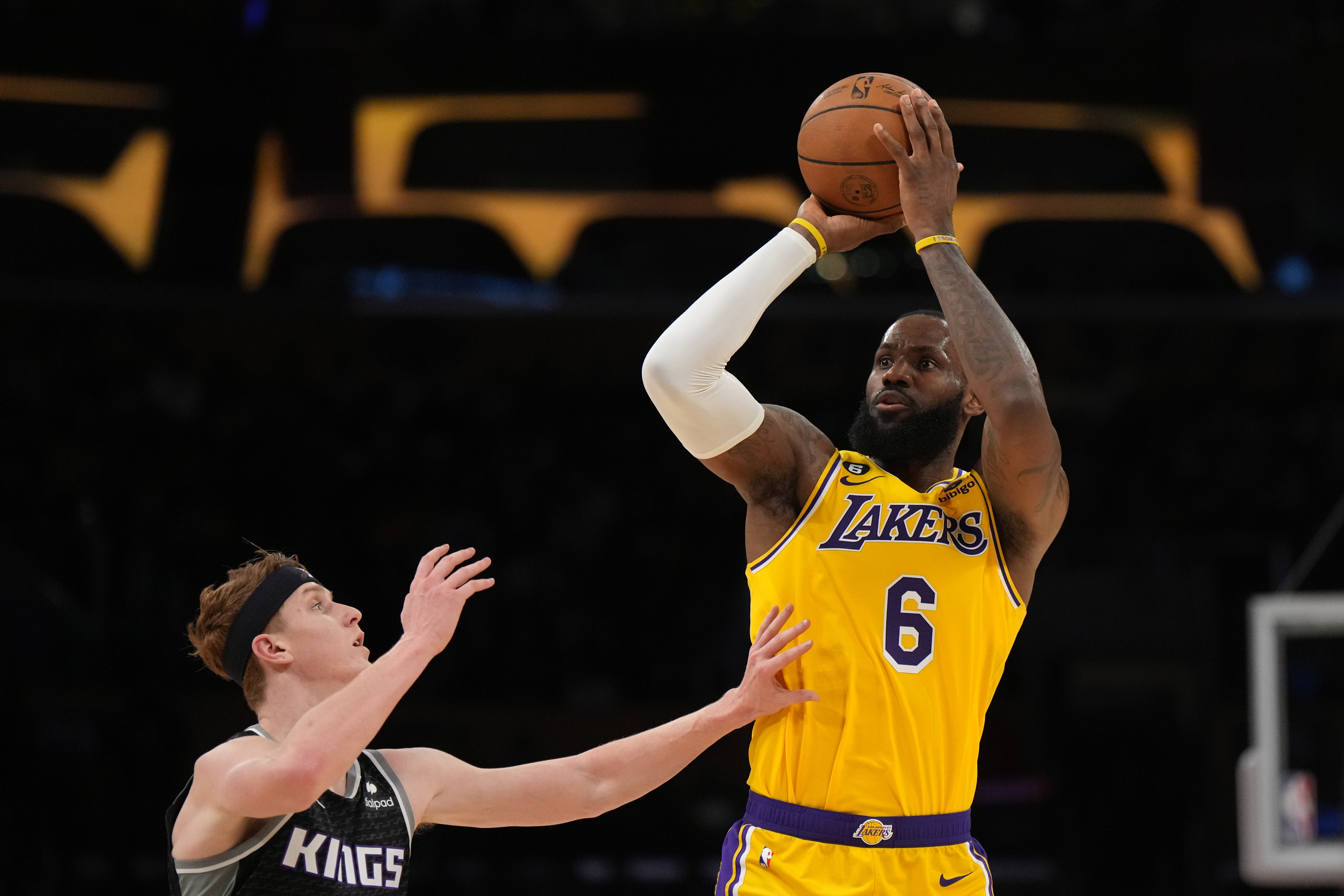 Los Angeles Clippers vs Los Angeles Lakers Prediction, 1/24/2023 Preview and Pick