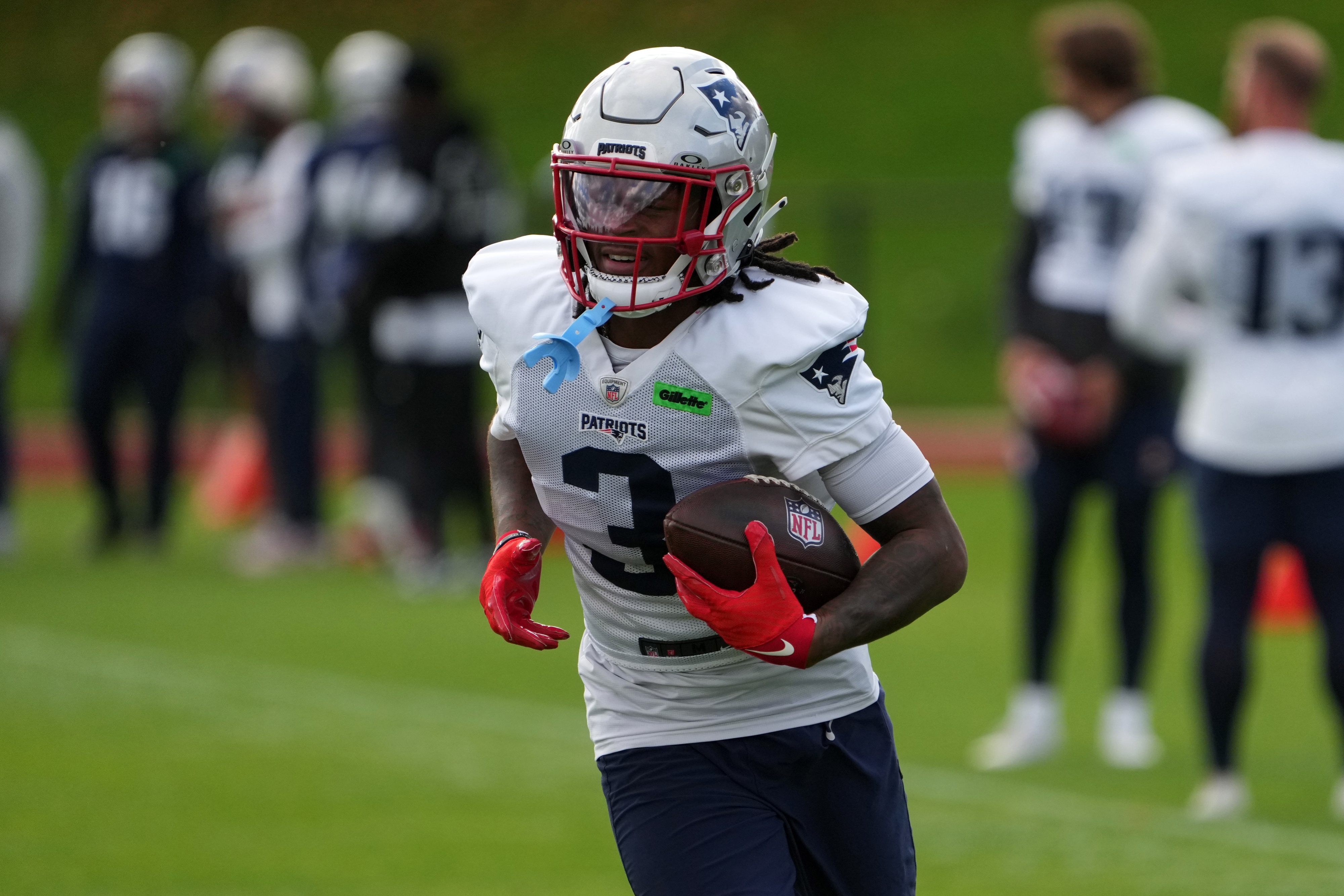 nfl picks DeMario Douglas New England Patriots predictions best bet odds