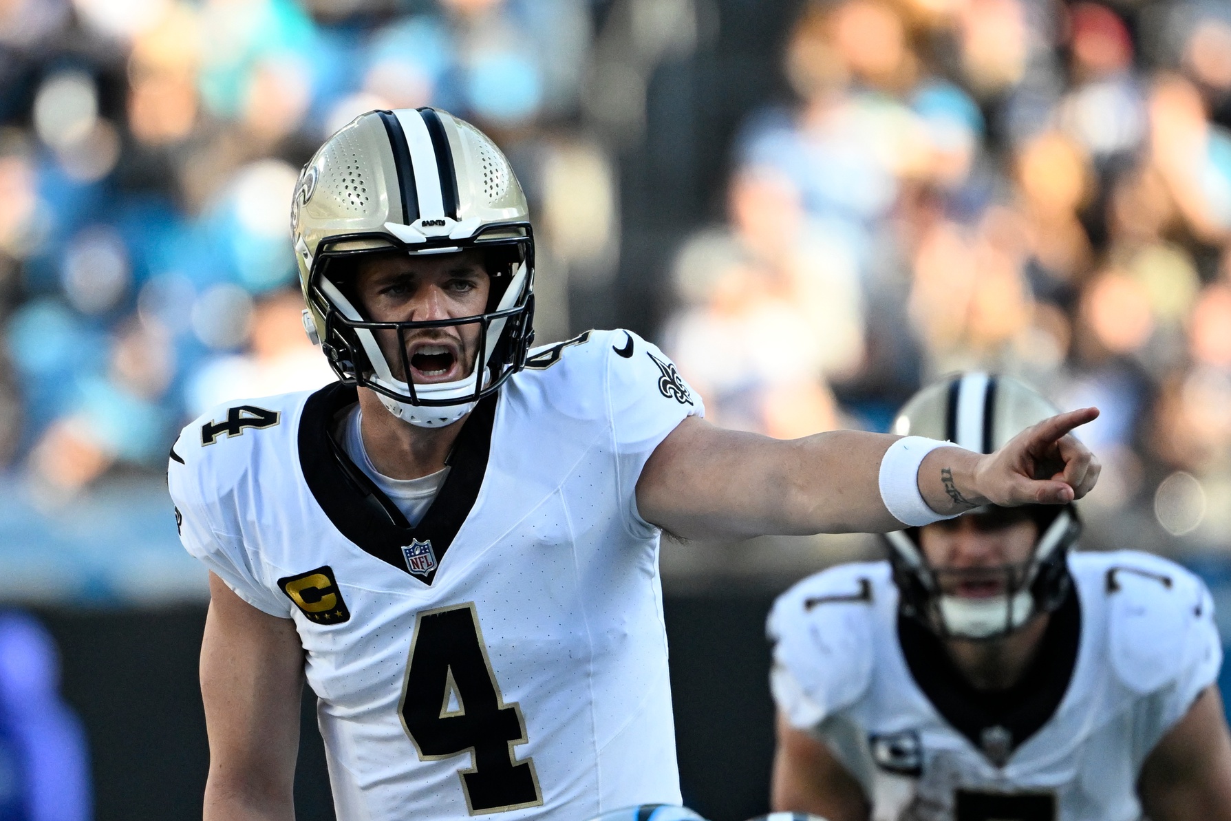 nfl picks Derek Carr New Orleans Saints predictions best bet odds