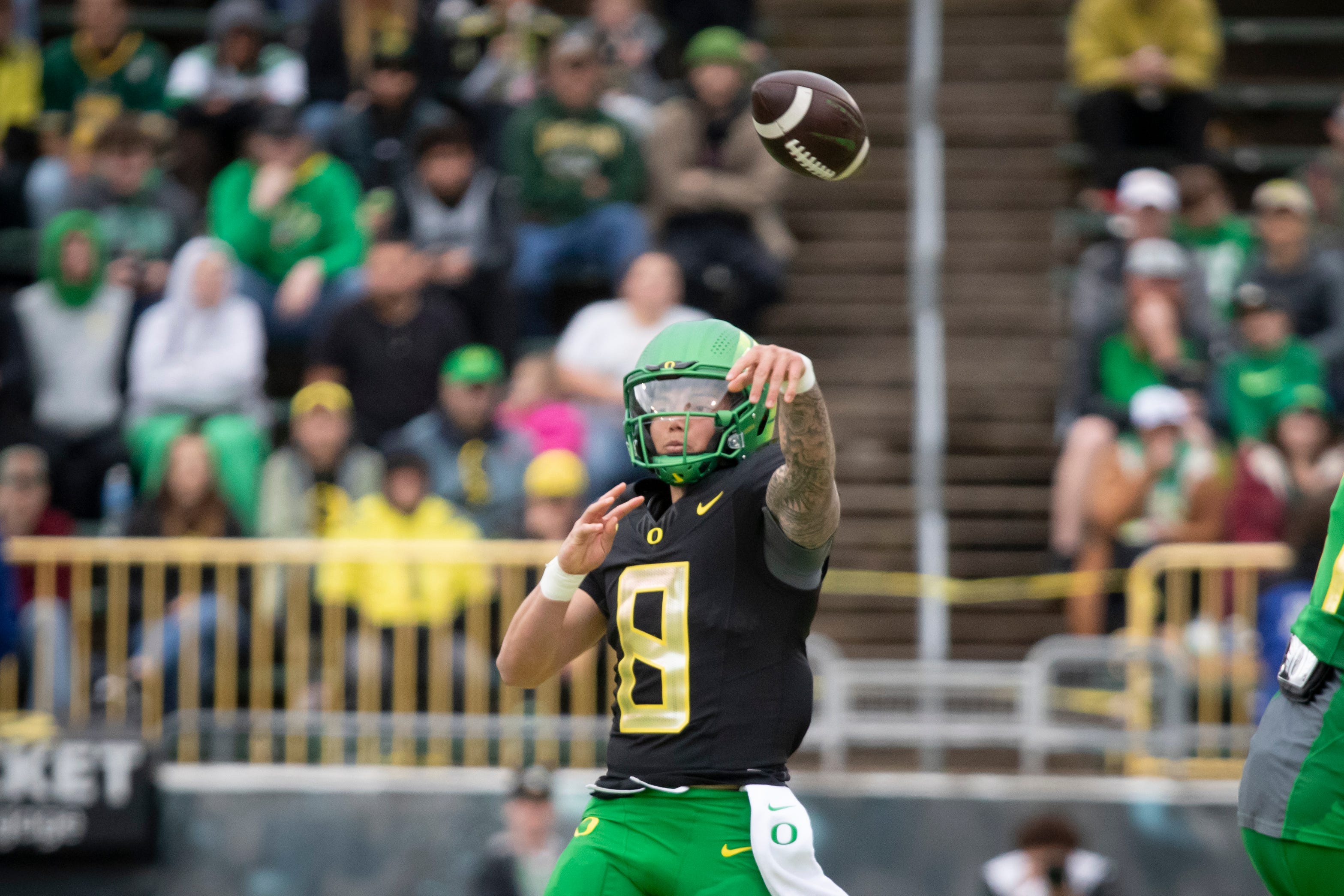 Oregon Ducks football predictions Dillon Gabriel