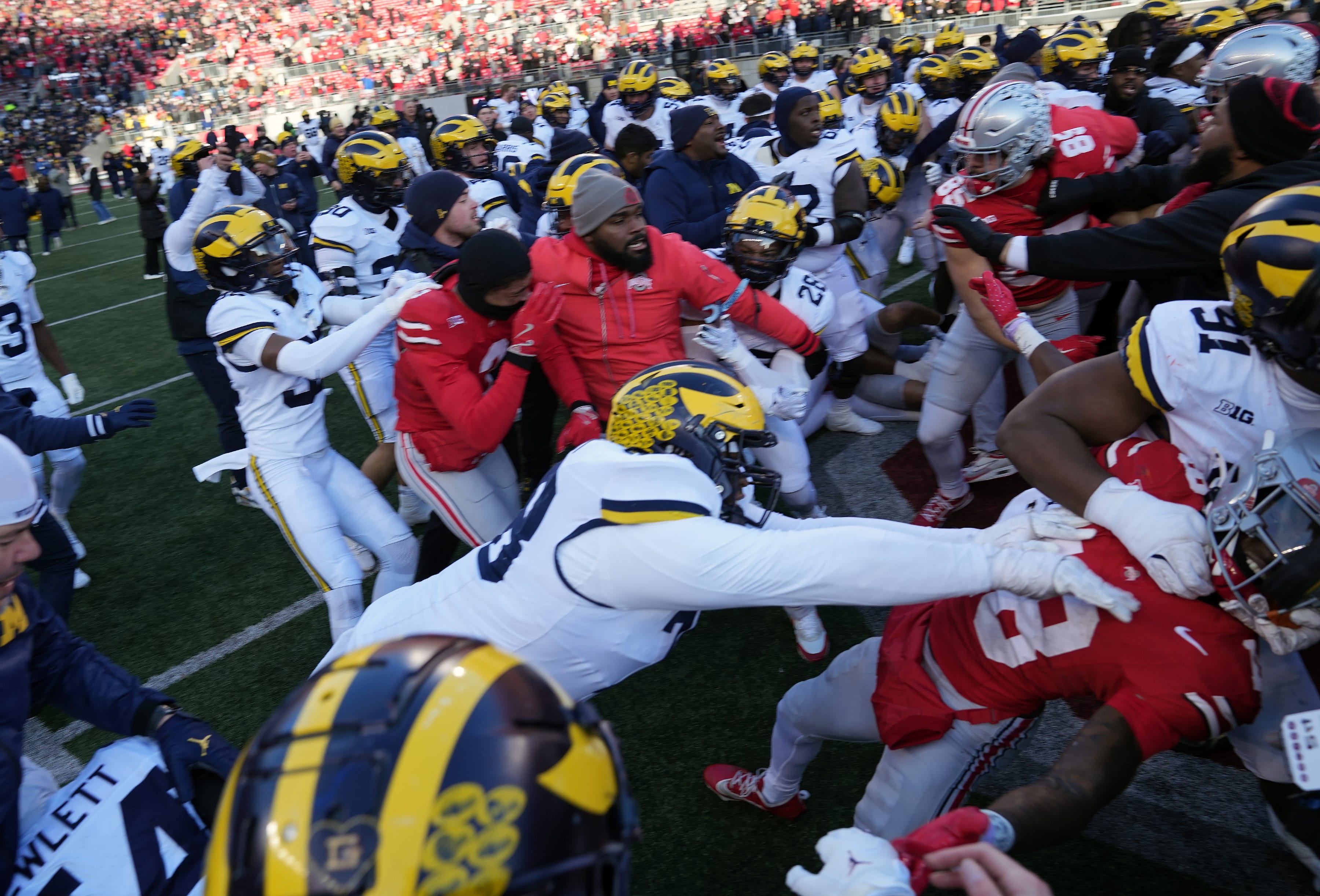 Sports rivalry games that got out of hand Ohio State vs Michigan football