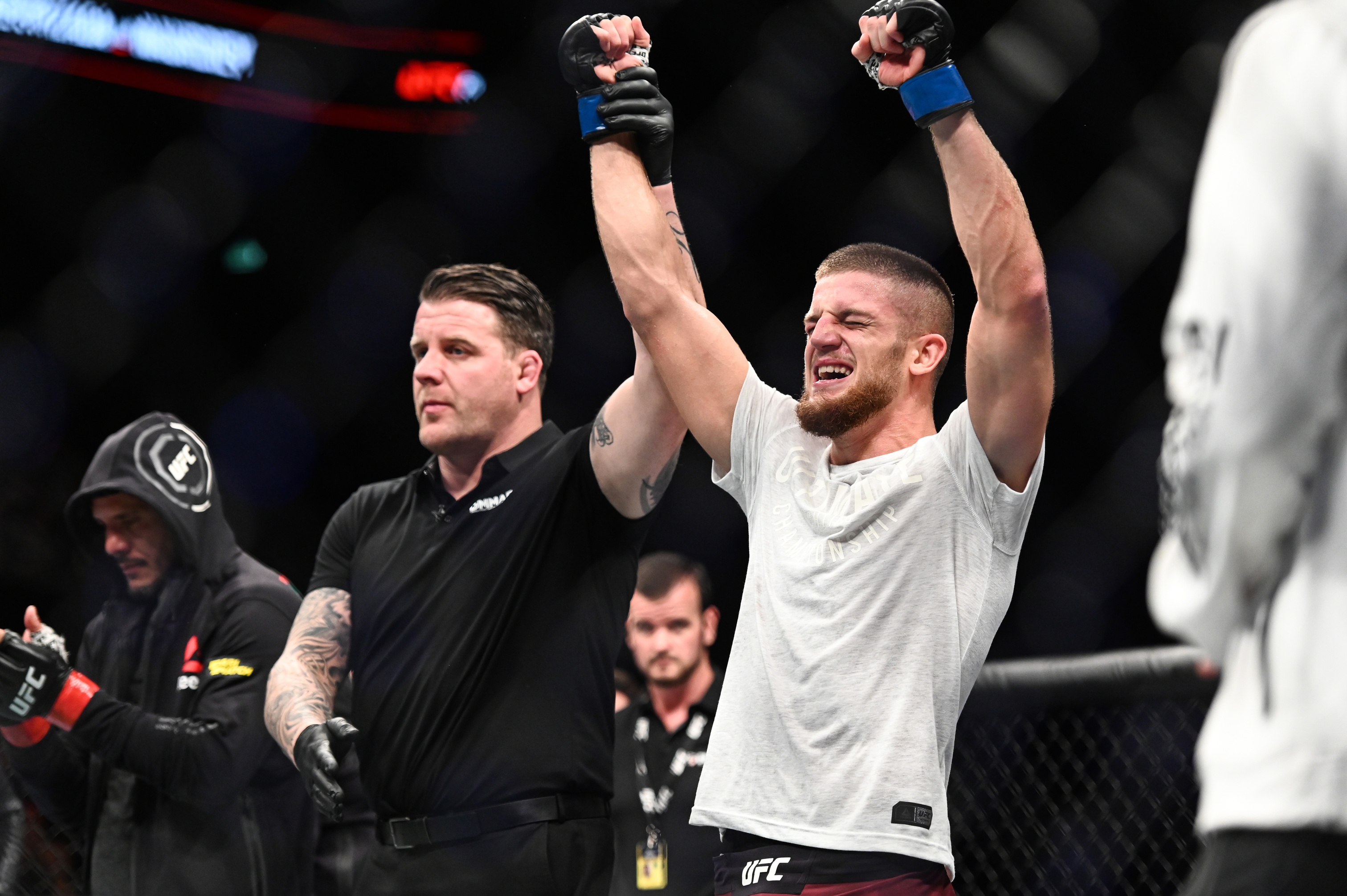 ufc picks Ismail Naurdiev ufc predictions best bet odds