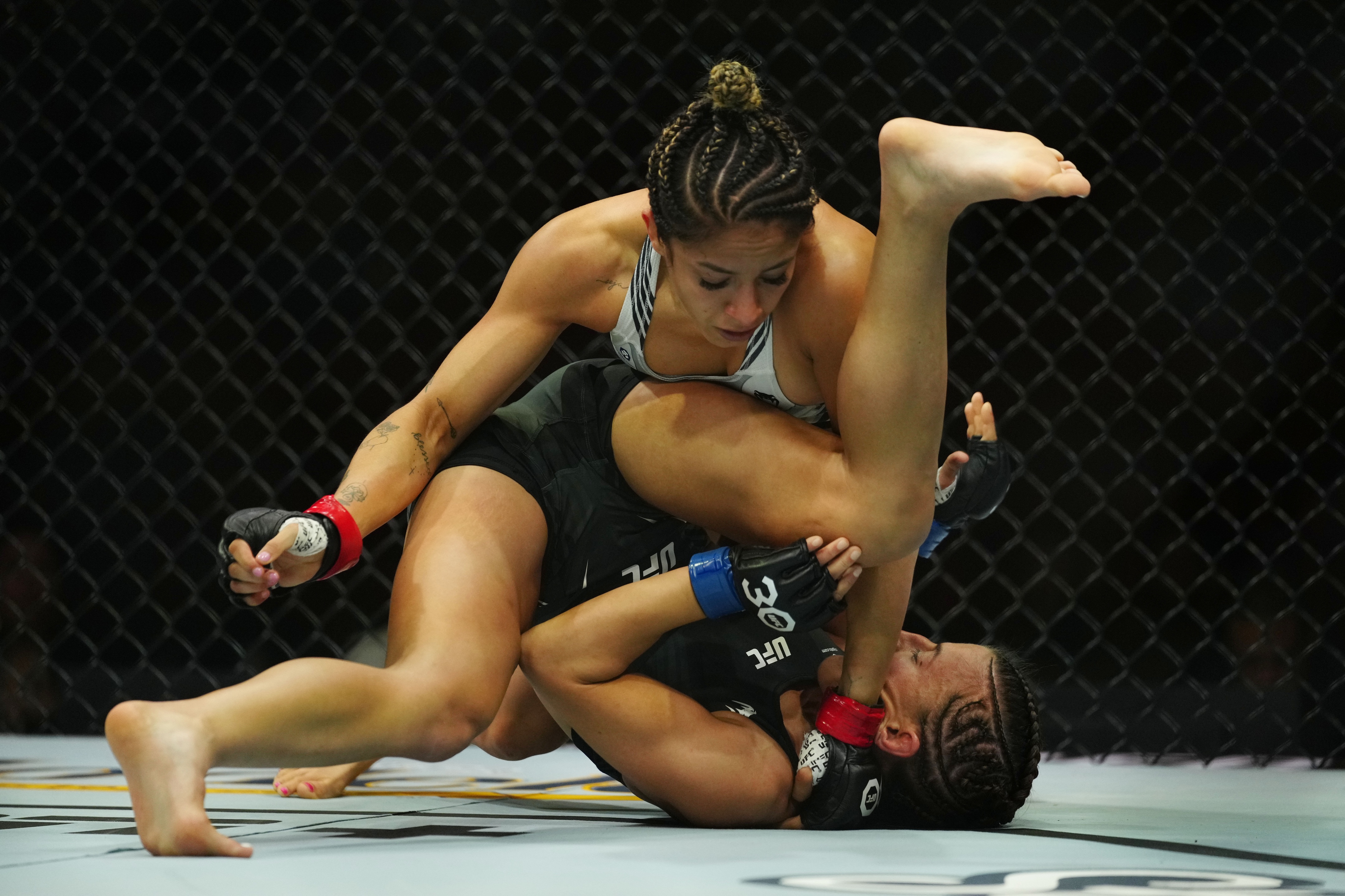 ufc picks Jaqueline Amorim ufc predictions best bet odds