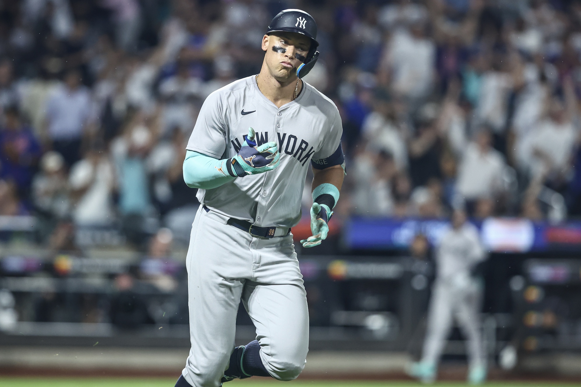 What does alternate run line mean baseball betting Aaron Judge New York Yankees