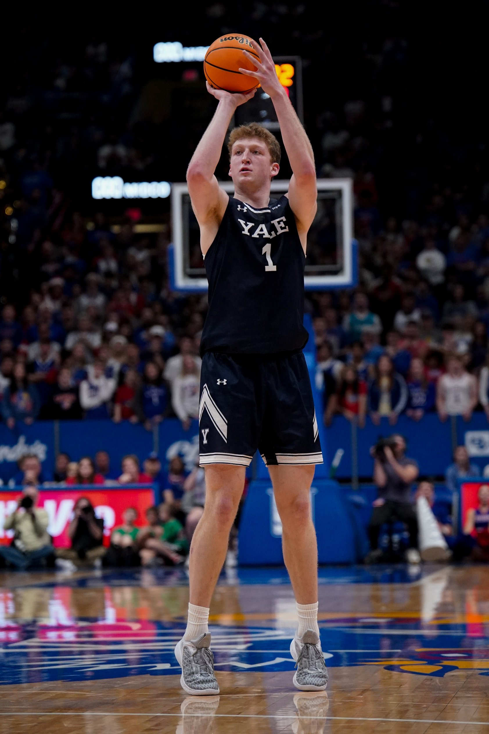 Brown Bears vs Yale Bulldogs Prediction, 3/17/2024 College Basketball Picks, Best Bets & Odds