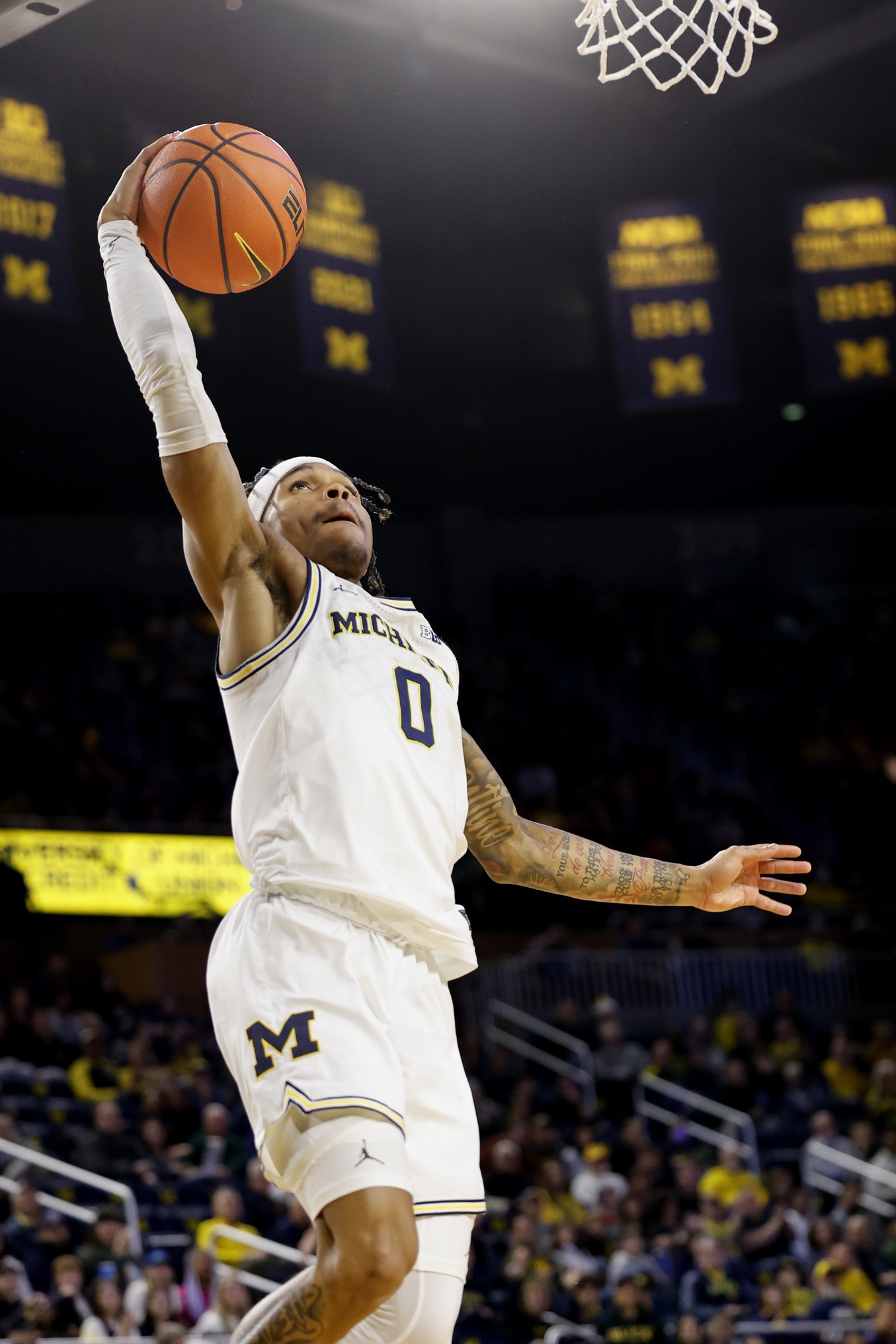 Florida Gators vs Michigan Wolverines Prediction, 12/19/2023 College Basketball Picks, Best Bets & Odds