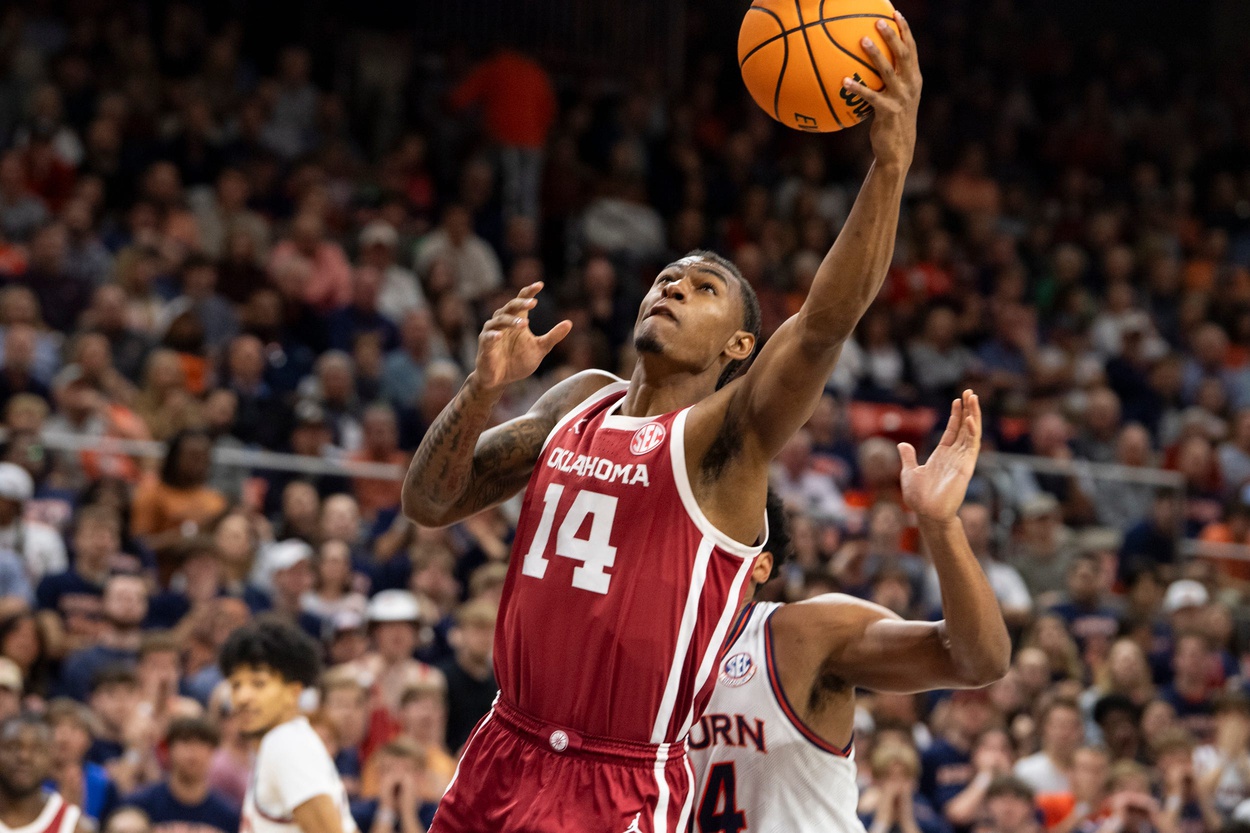 college basketball picks Jalon Moore Oklahoma Sooners predictions best bet odds