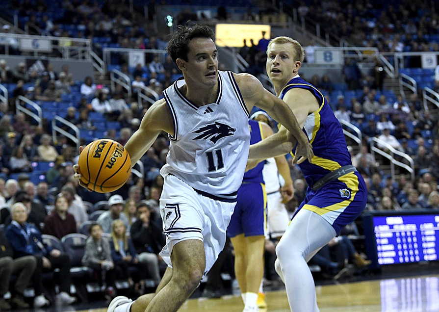 college basketball picks Nick Davidson Nevada Wolf Pack predictions best bet odds