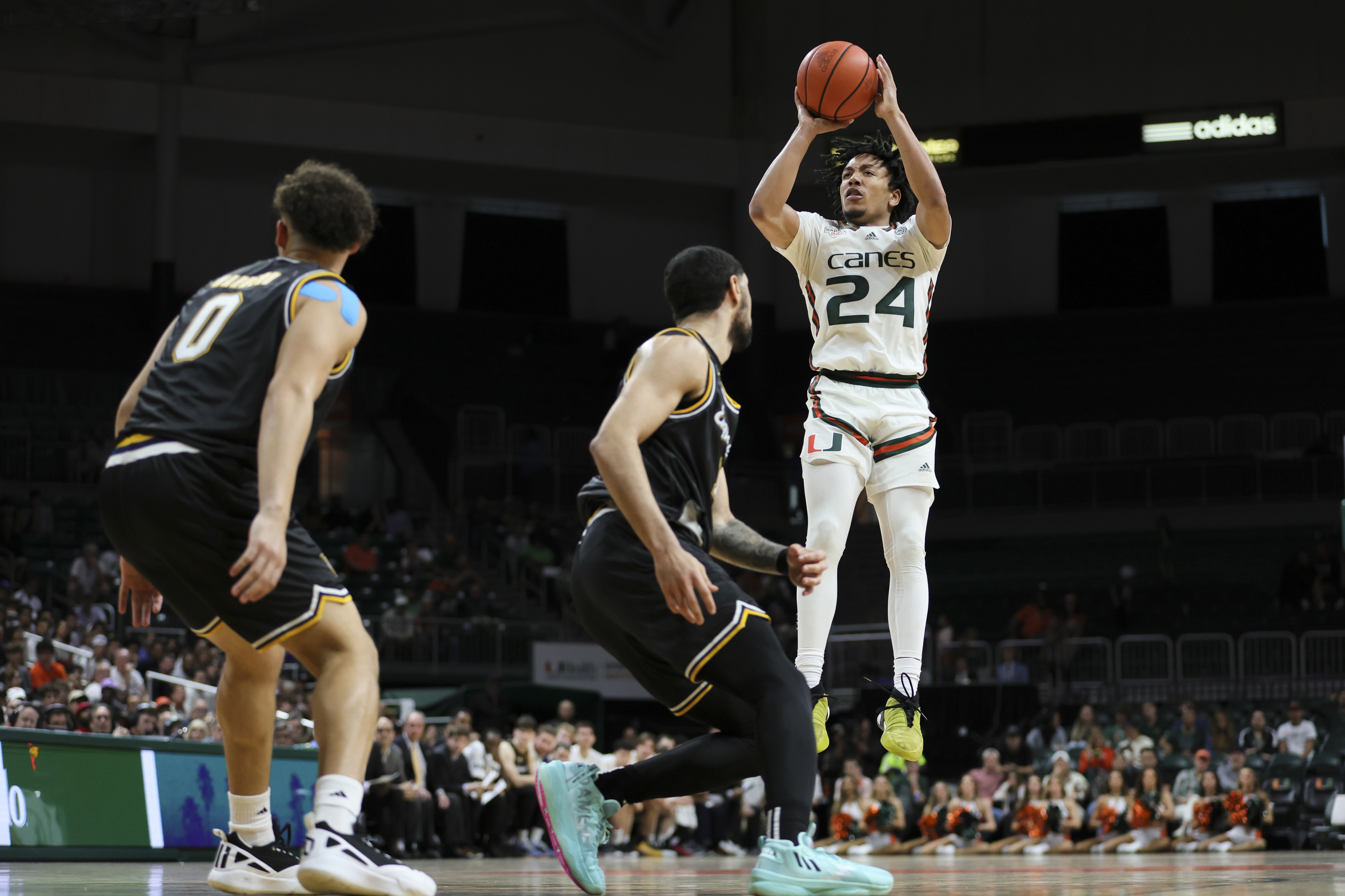 Clemson Tigers vs Miami Hurricanes Prediction, 1/3/2024 College Basketball Picks, Best Bets & Odds