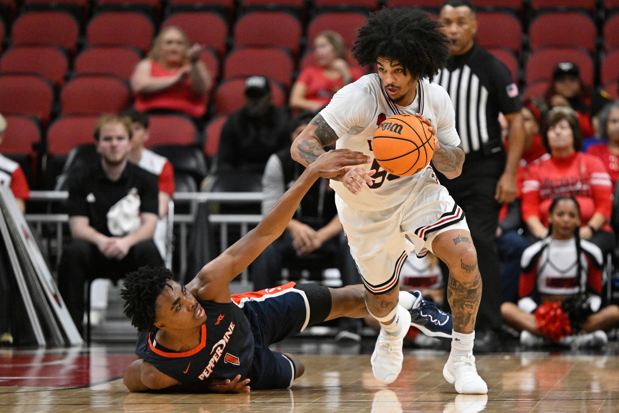 North Carolina State Wolfpack vs Louisville Cardinals Prediction, 1/13/2024 College Basketball Picks, Best Bets & Odds