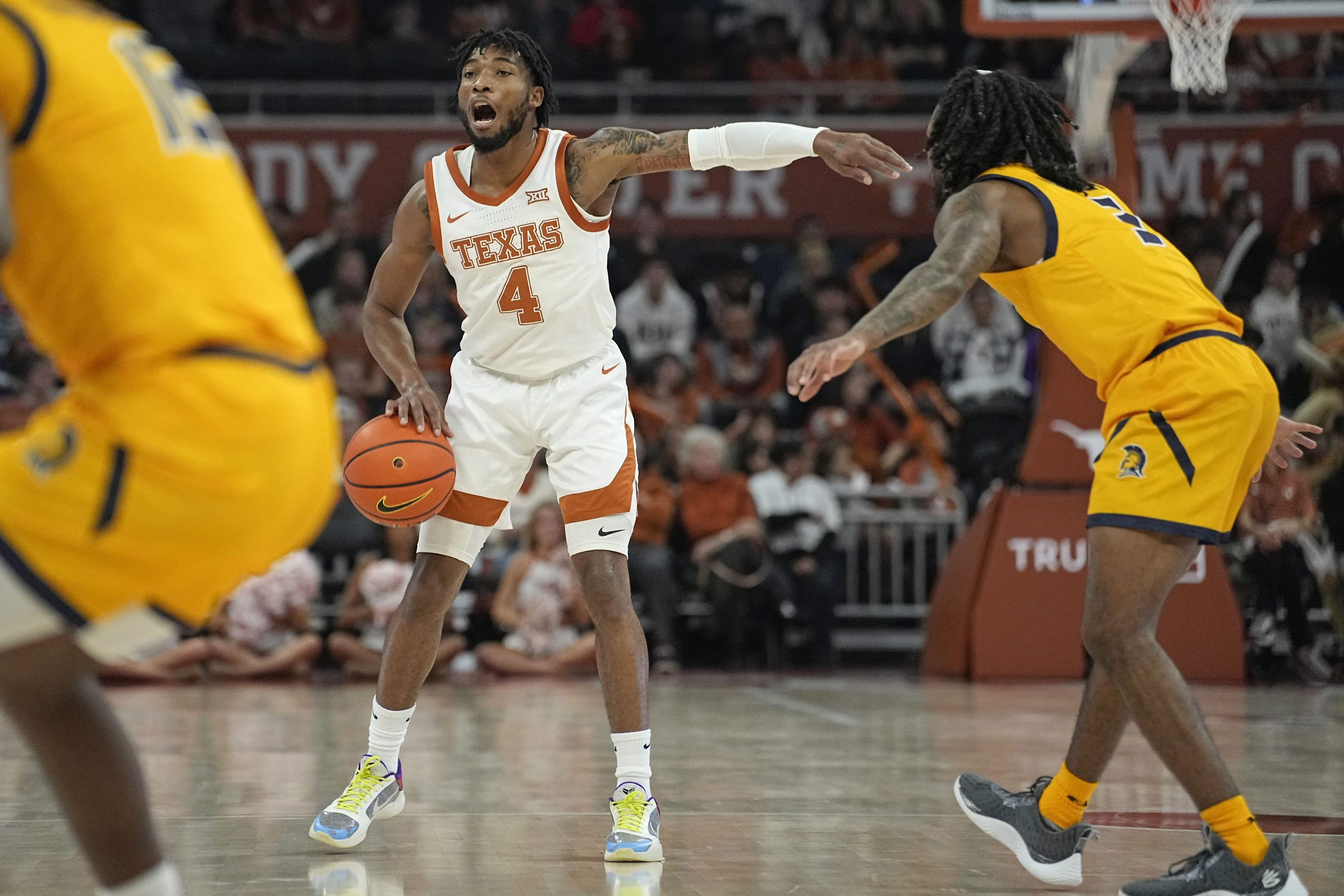 Houston Cougars vs Texas Longhorns Prediction, 1/29/2024 College Basketball Picks, Best Bets & Odds