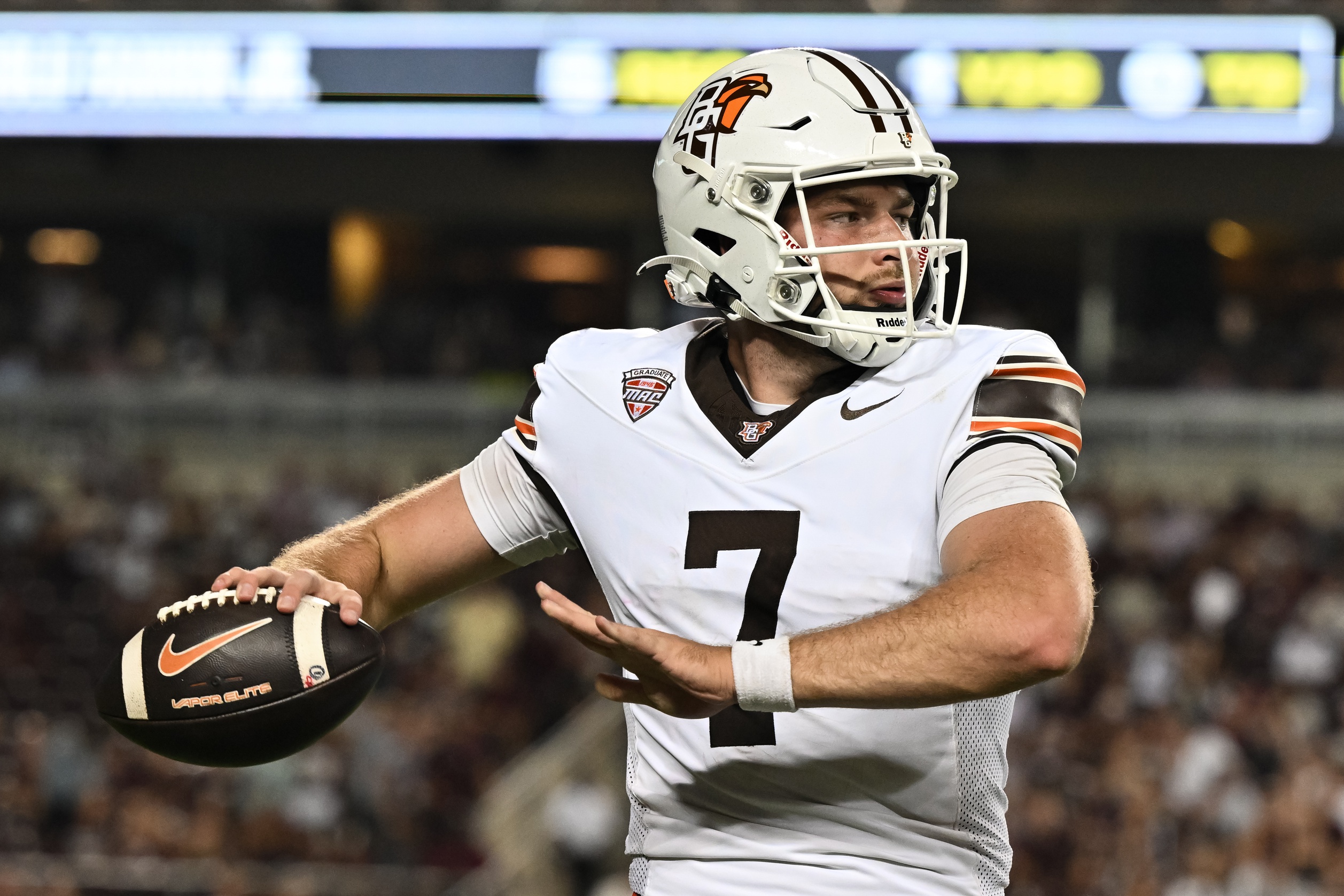 college football picks Connor Bazelak Bowling Green Falcons predictions best bet odds