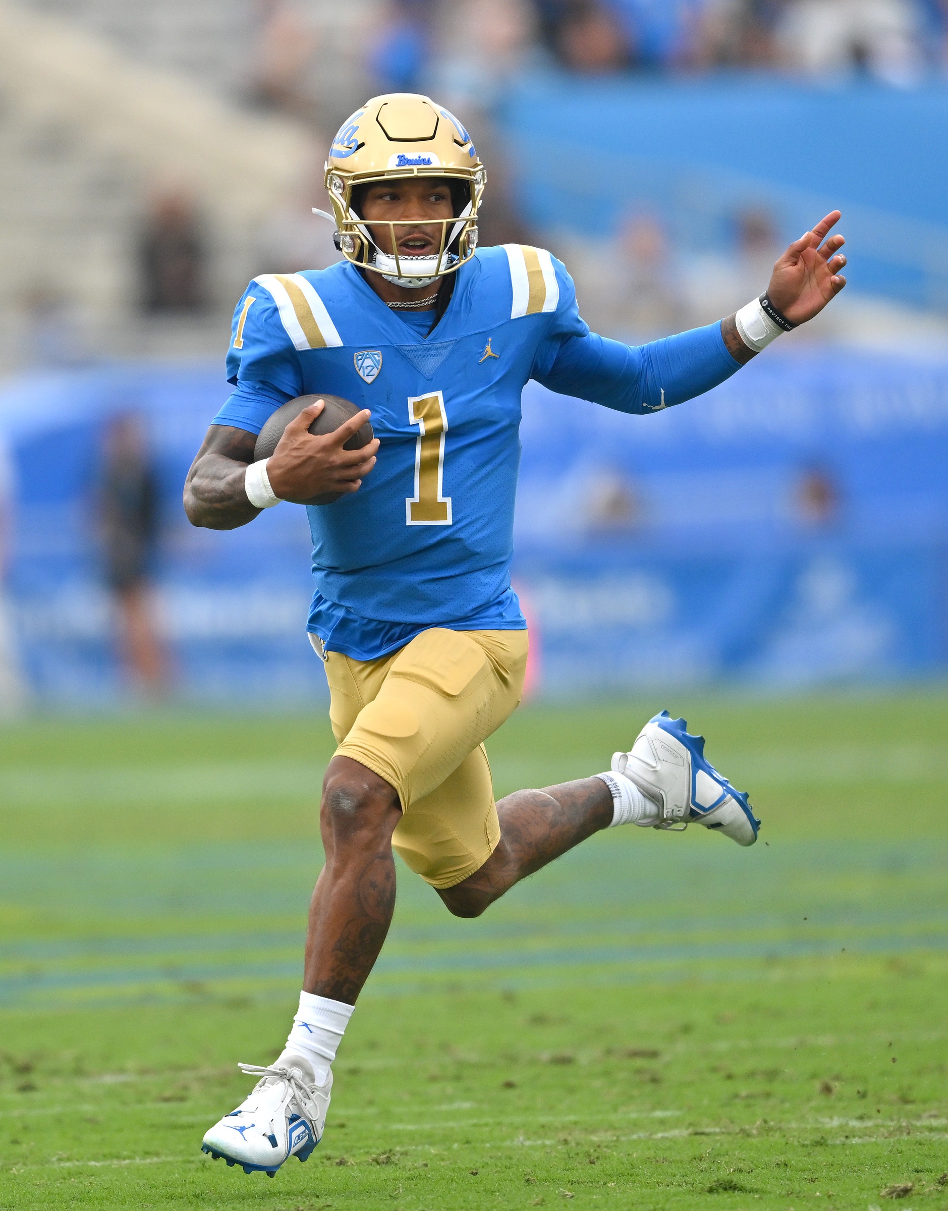 Washington Huskies vs UCLA Bruins Prediction, 9/30/2022 College Football Picks, Best Bets  & Odds