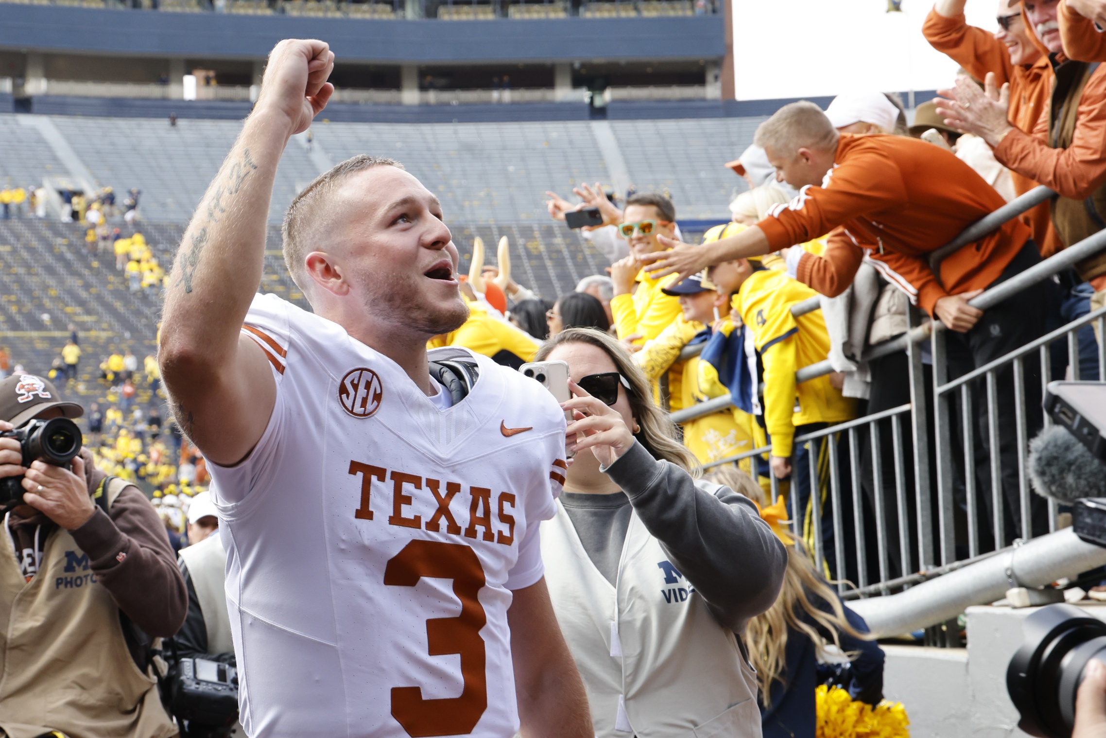 college football picks Quinn Ewers Texas Longhorns predictions best bet odds