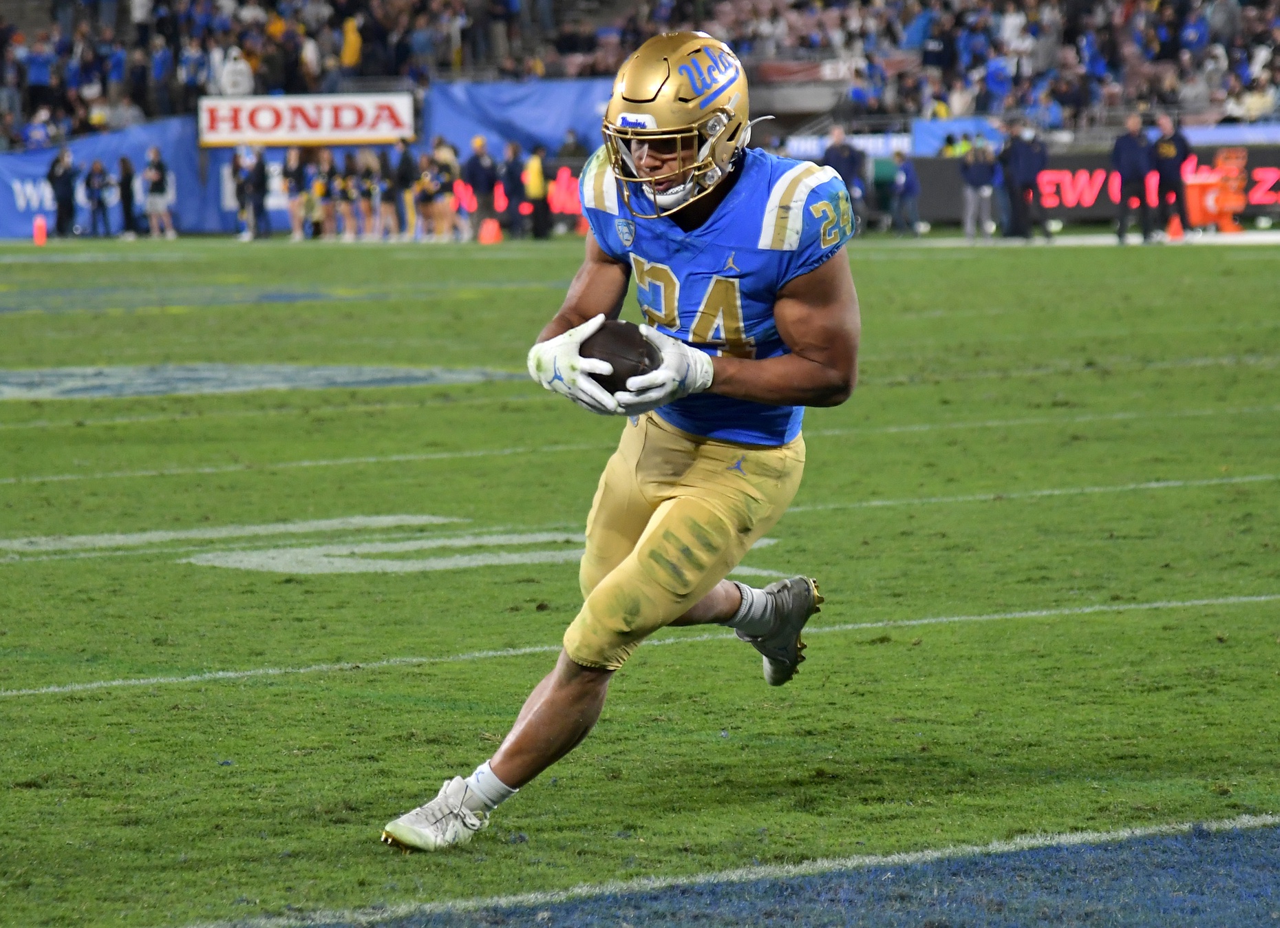 USC Trojans vs UCLA Bruins Prediction, 11/19/2022 College Football Picks, Best Bets  & Odds