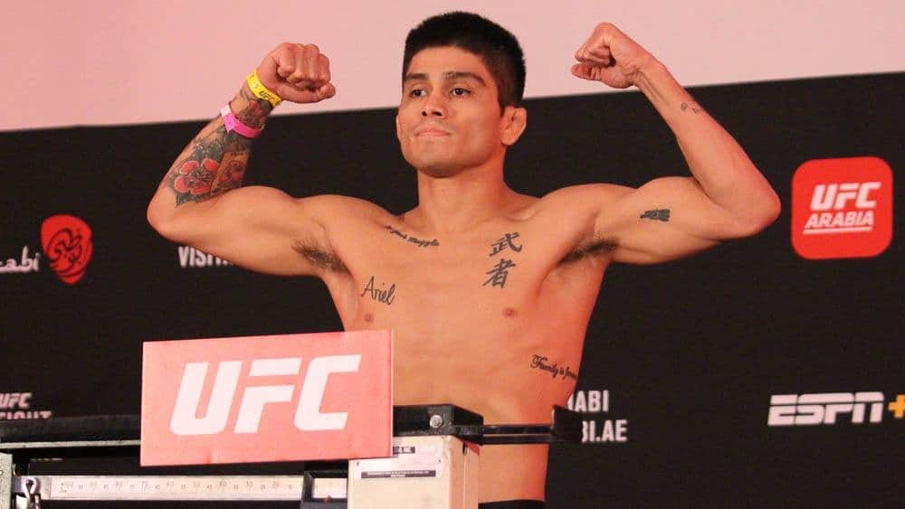 John Castaneda vs Daniel Santos Pick, 10/1/2022 Predictions UFC Vegas 61 Odds