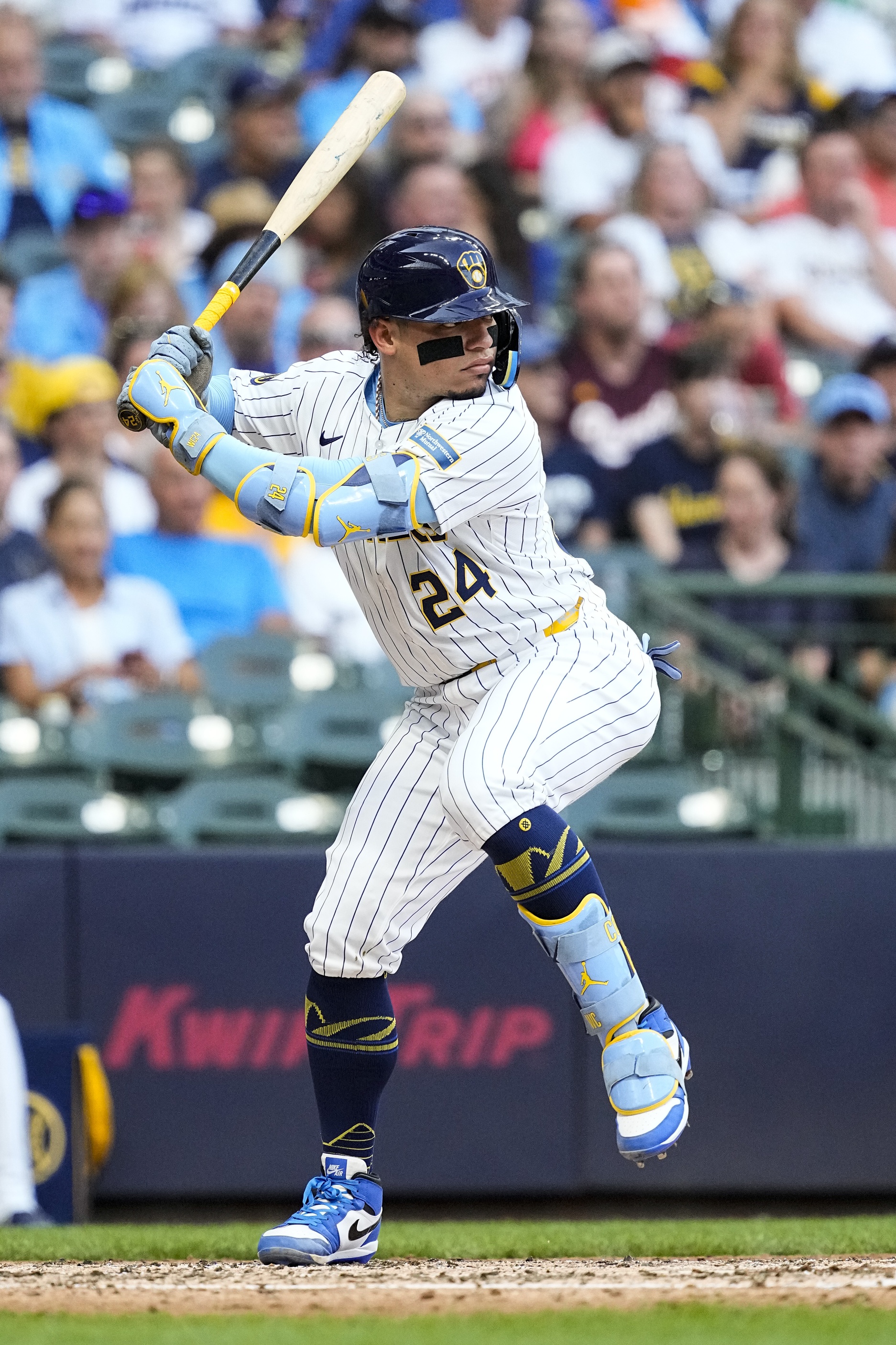 mlb picks William Contreras Milwaukee Brewers predictions best bet odds