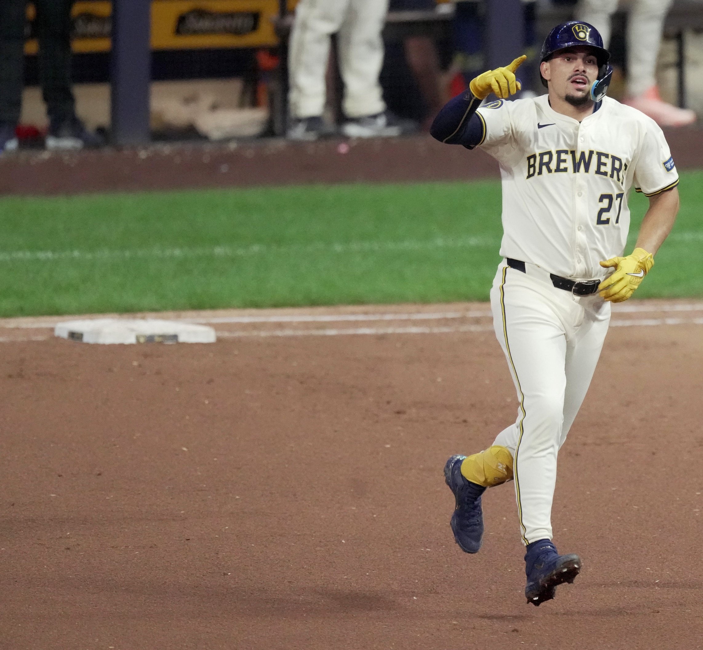 mlb picks Willy Adames Milwaukee Brewers predictions best bet odds