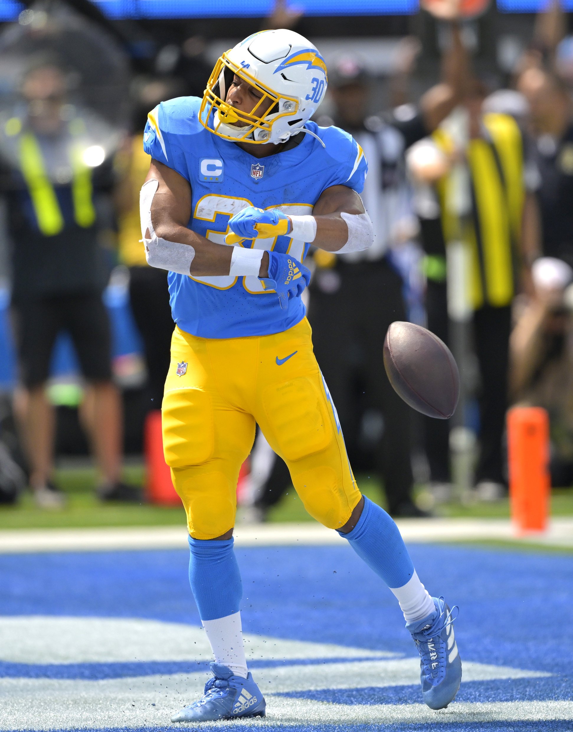 Denver Broncos vs Los Angeles Chargers Prediction, 12/10/2023 NFL Picks, Best Bets & Odds Week 14