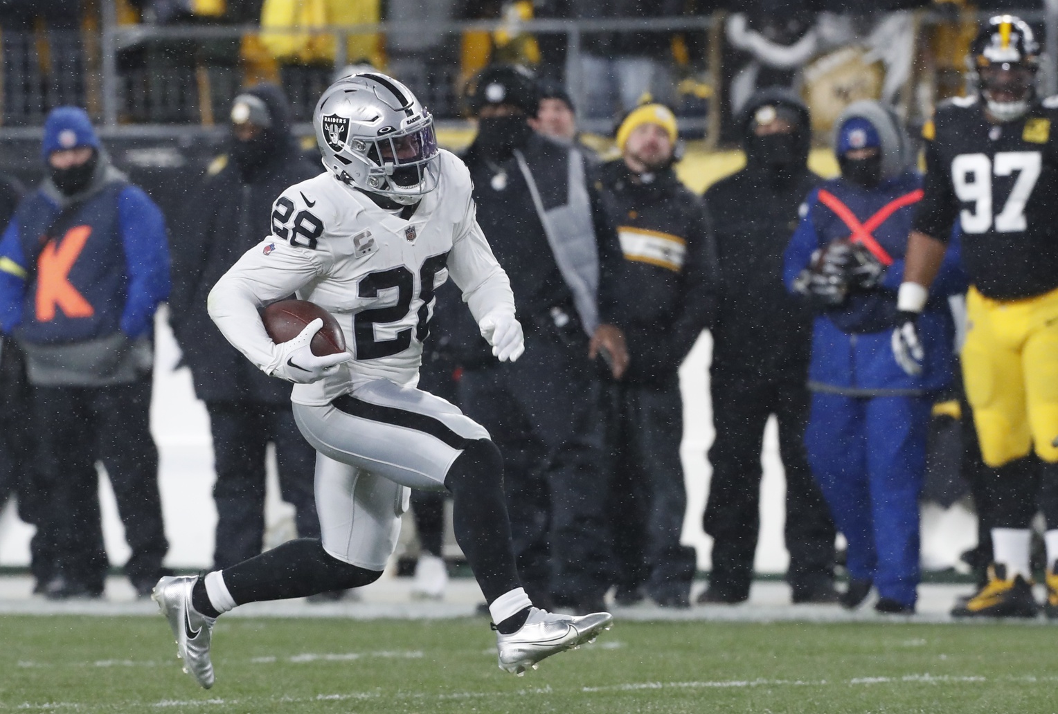 Kansas City Chiefs vs Las Vegas Raiders Prediction, 1/7/2023 NFL Picks, Best Bets & Odds Week 18