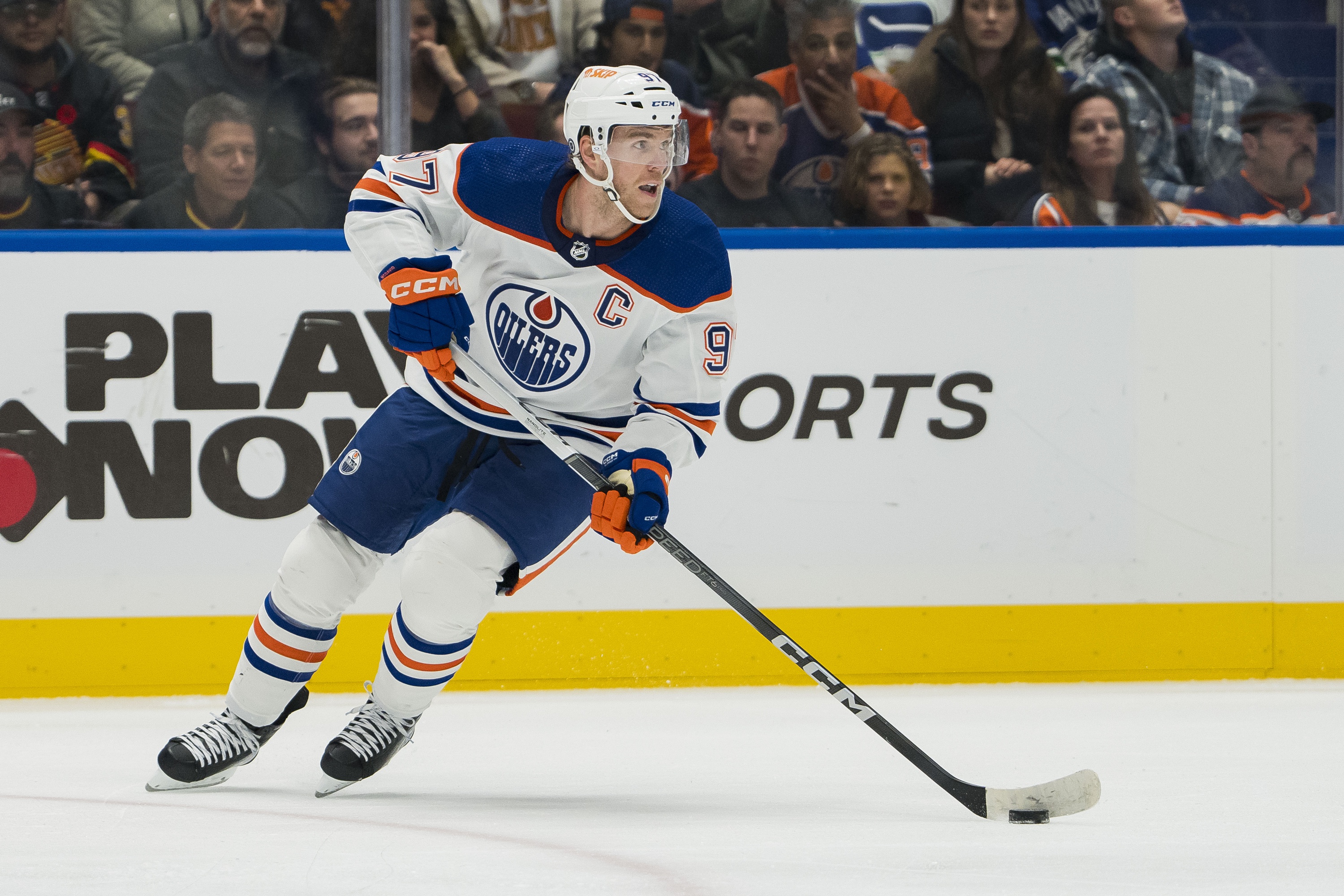 Carolina Hurricanes vs Edmonton Oilers Prediction, 12/6/2023 NHL Picks, Best Bets & Odds