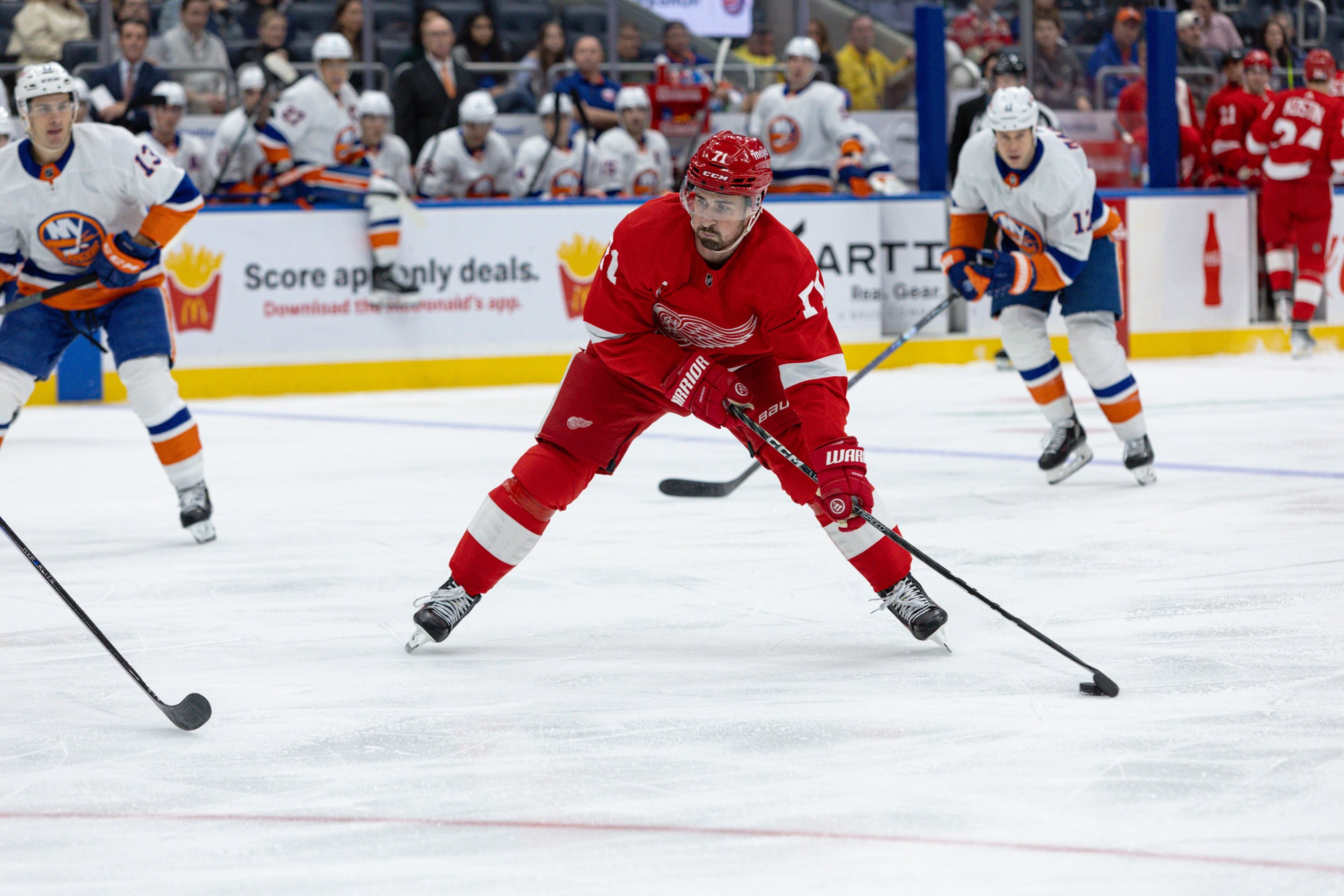 Toronto Maple Leafs vs Detroit Red Wings Prediction, 11/17/2023 NHL Picks, Best Bets & Odds