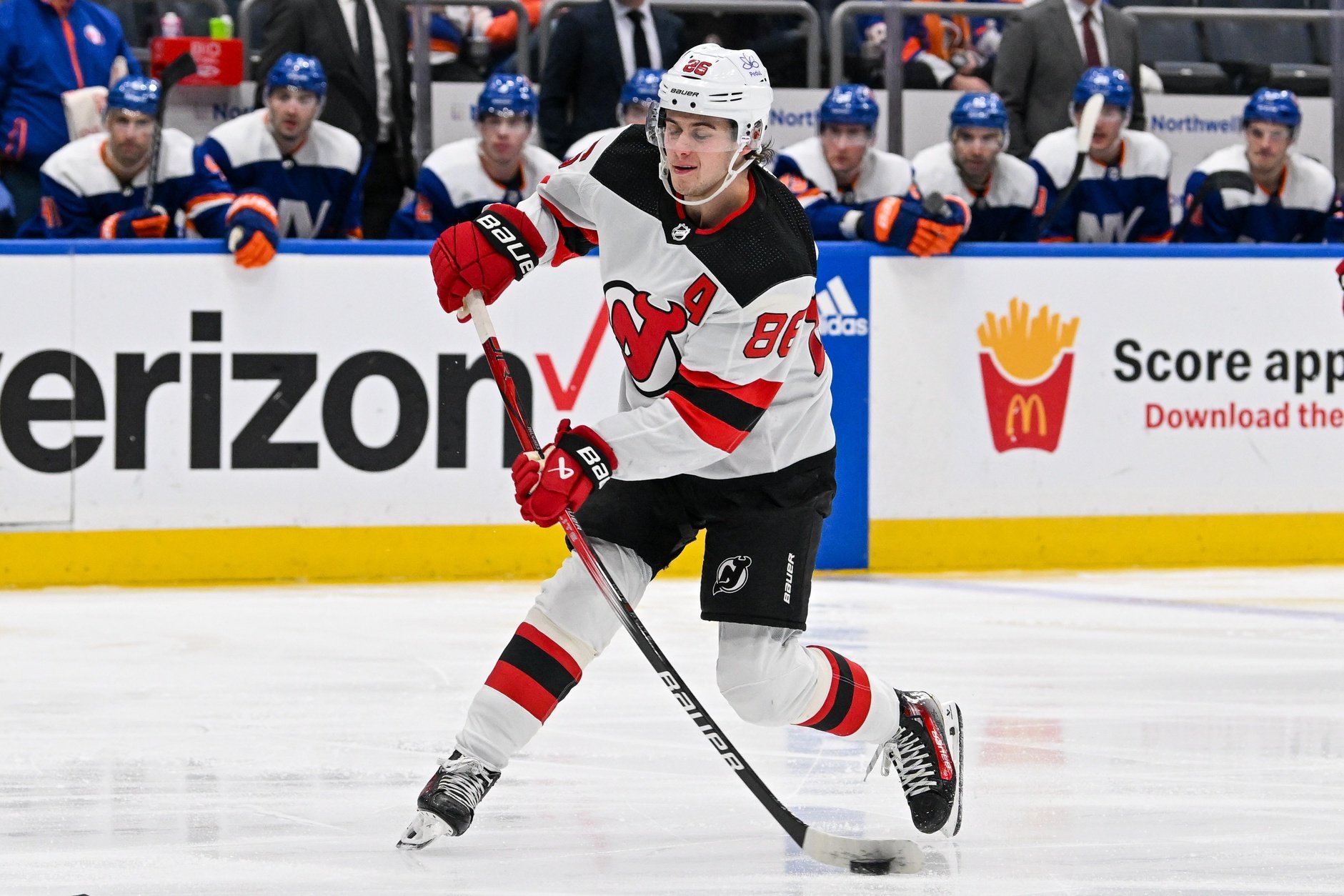 Toronto Maple Leafs vs New Jersey Devils Prediction, 10/10/2024 NHL Picks, Best Bets & Odds