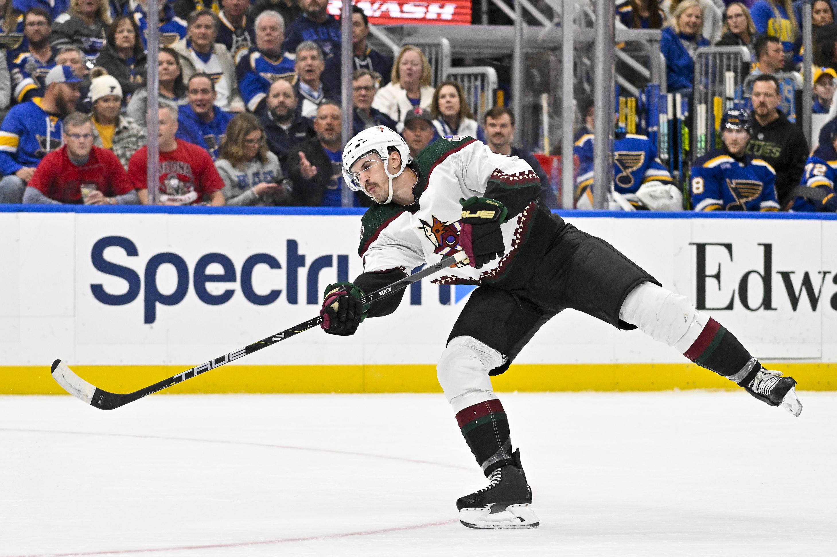 St. Louis Blues vs Arizona Coyotes Prediction, 11/22/2023 NHL Picks, Best Bets & Odds