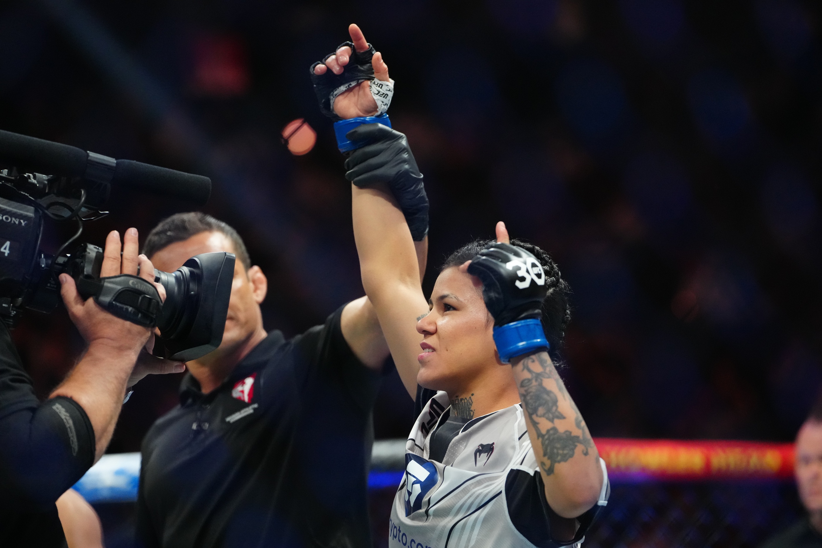 Eduarda Moura vs Denise Gomes Pick, 6/8/2024 Predictions UFC Louisville Odds