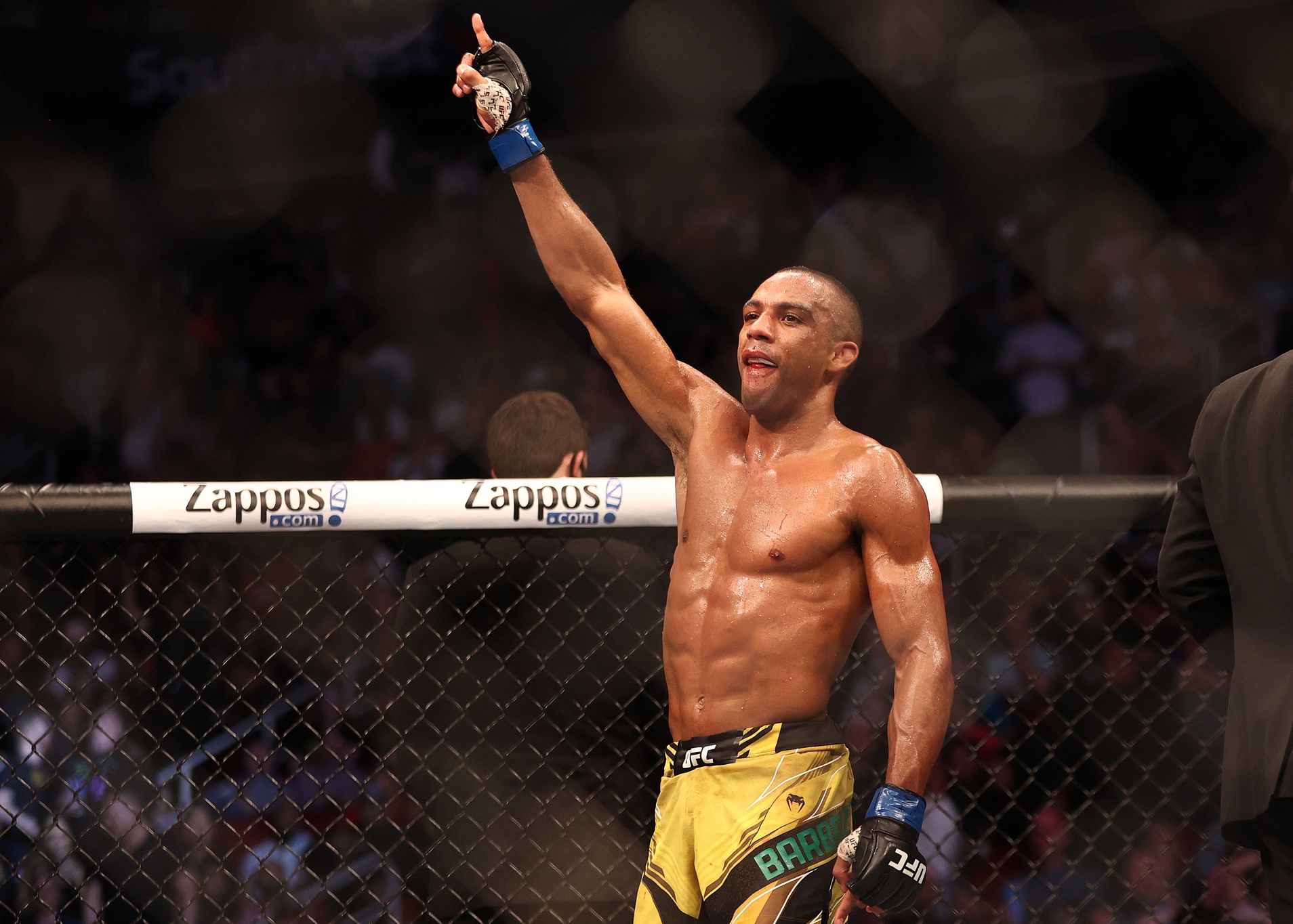 Edson Barboza vs Billy Quarantillo Pick, 4/15/2023 Predictions UFC Kansas City Odds