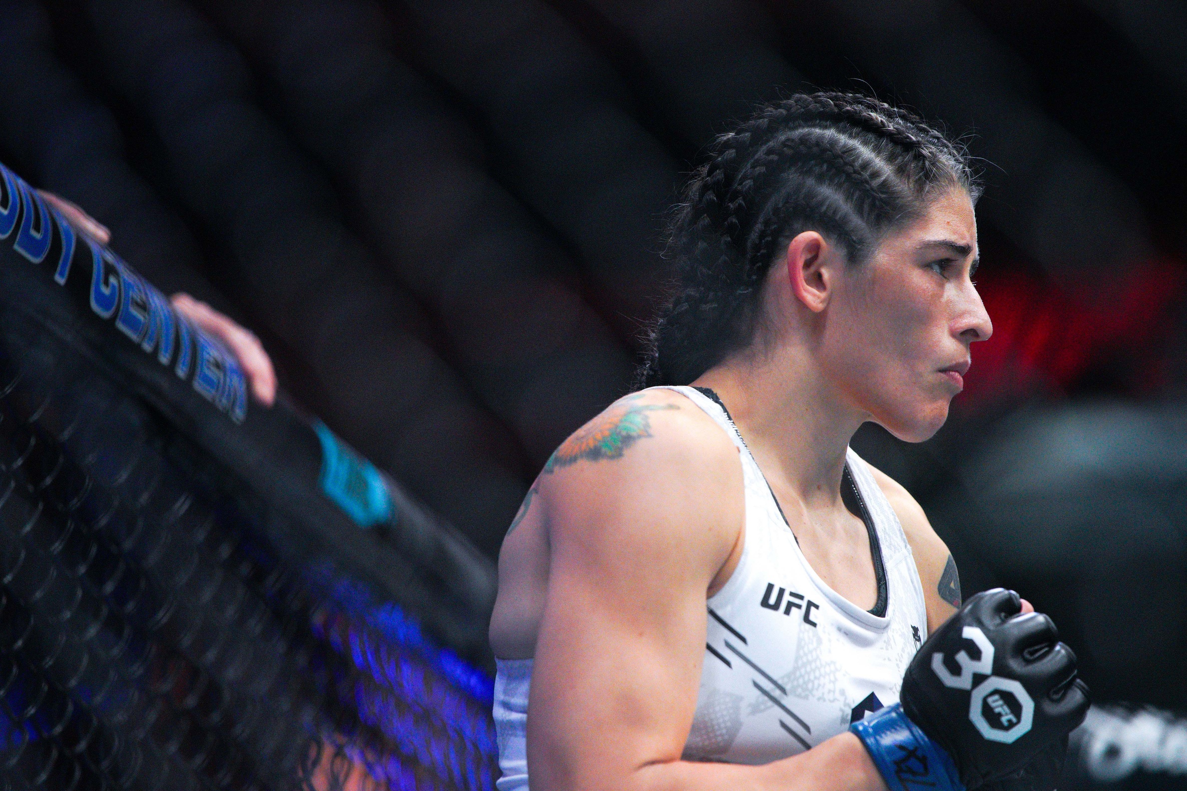 ufc picks Julia Avila ufc predictions best bet odds