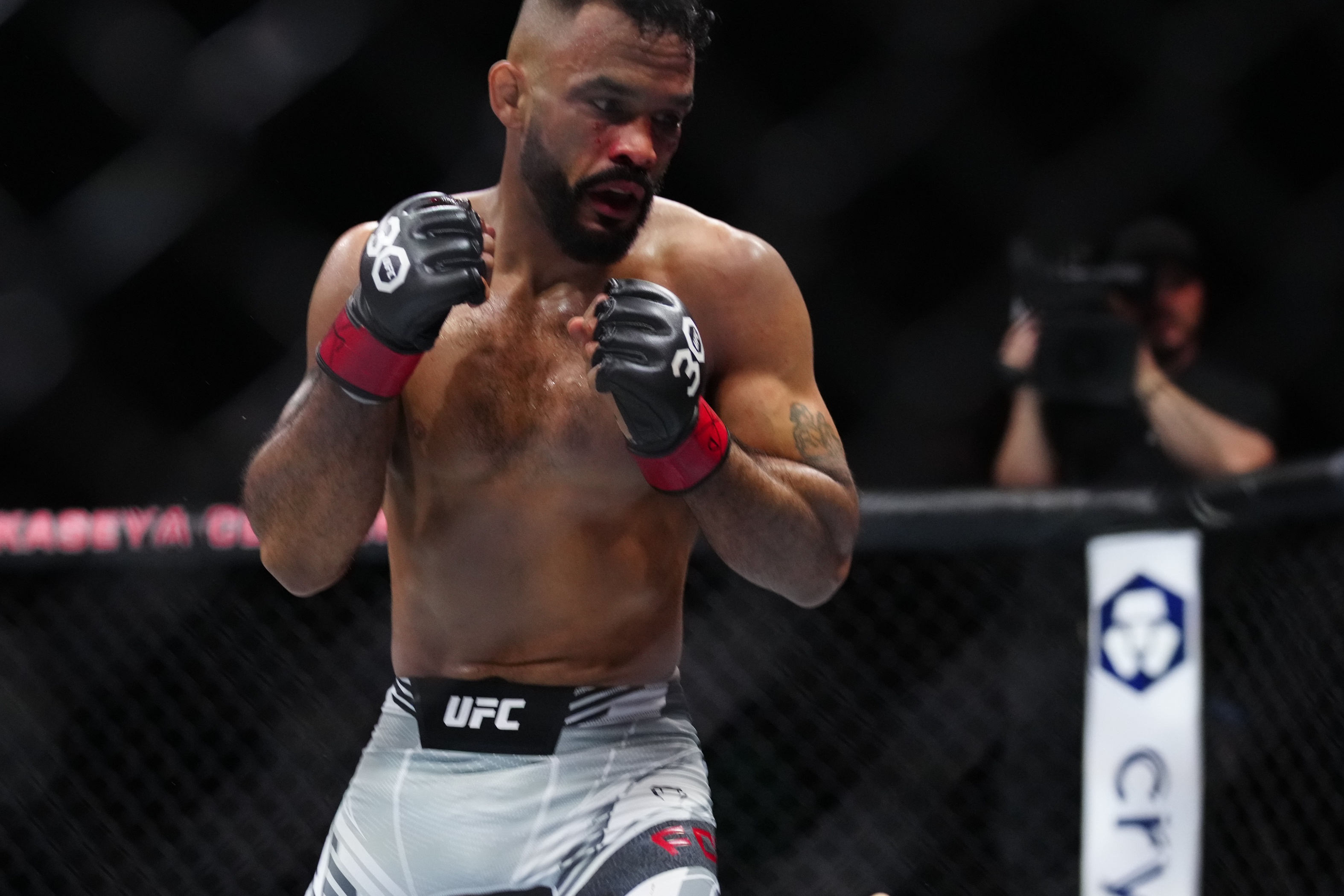 Rob Font vs Deiveson Figueiredo Pick, 12/2/2023 Predictions UFC Austin Odds