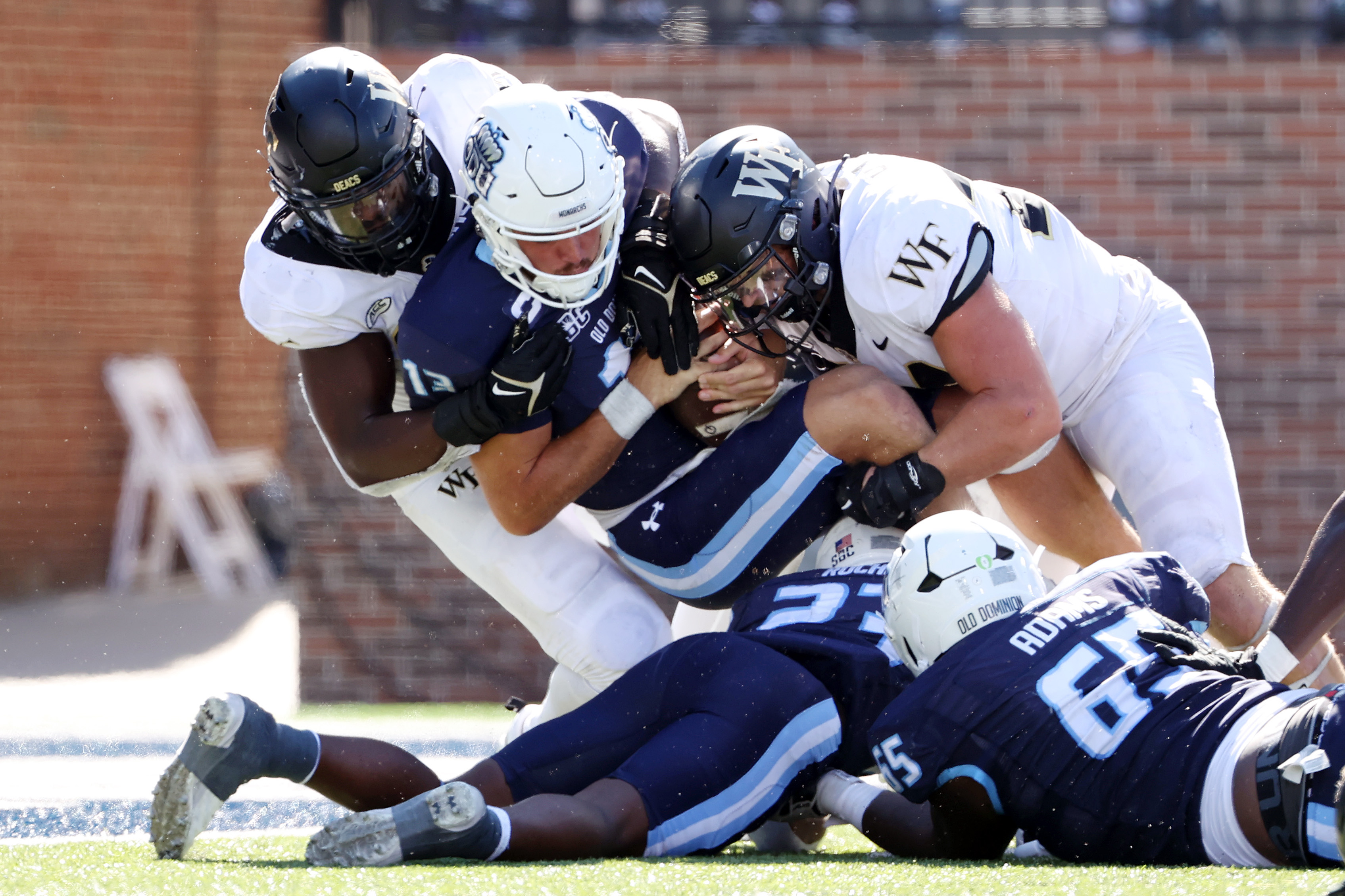 East Carolina Pirates vs Old Dominion Monarchs Prediction, 9/7/2024 College Football Picks, Best Bets  & Odds